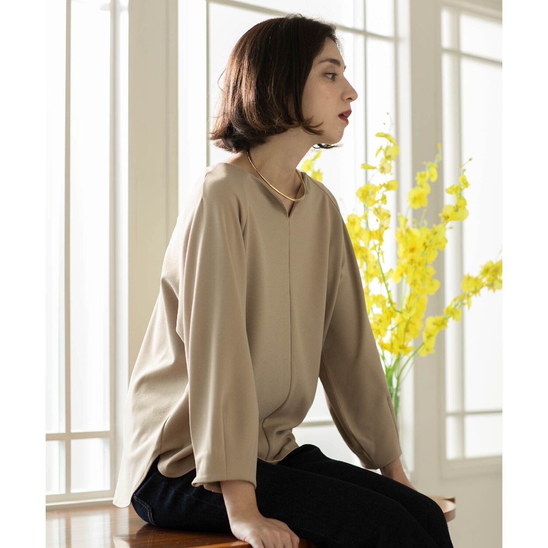 OPAQUE.CLIP「UV 袖口金ボタンキーネックトップス【吸水速乾/洗濯機洗い可】」|Tシャツ・カットソー|