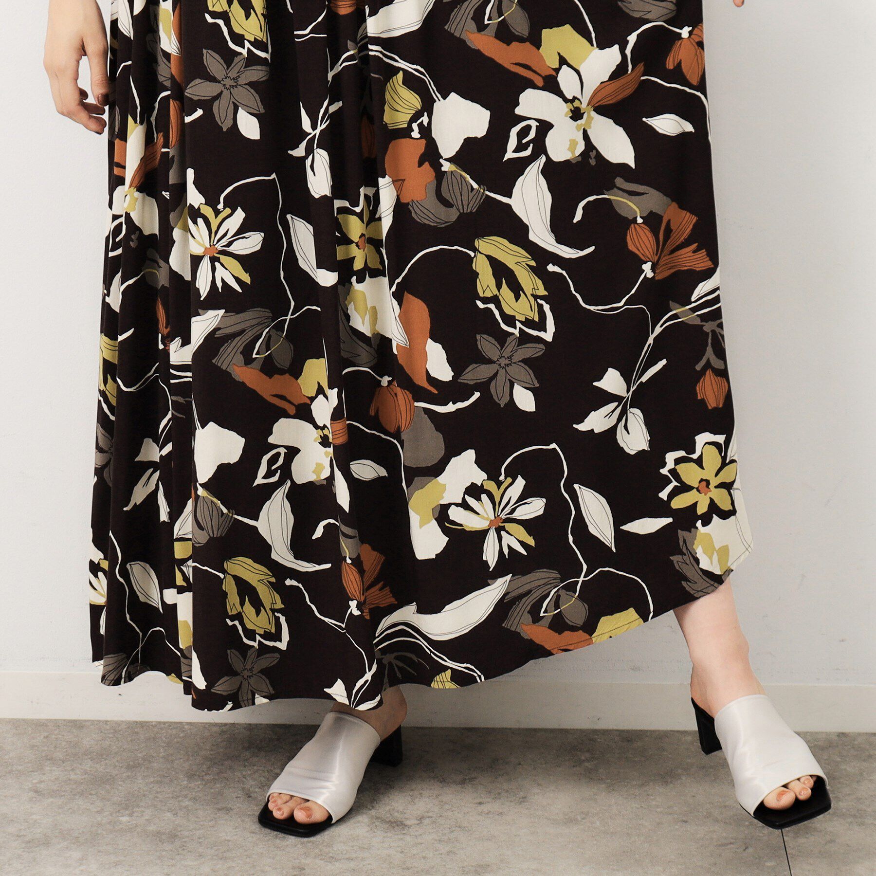 OPAQUE.CLIP「ビックフラワープリントキャミワンピース【洗える】」|ワンピース|