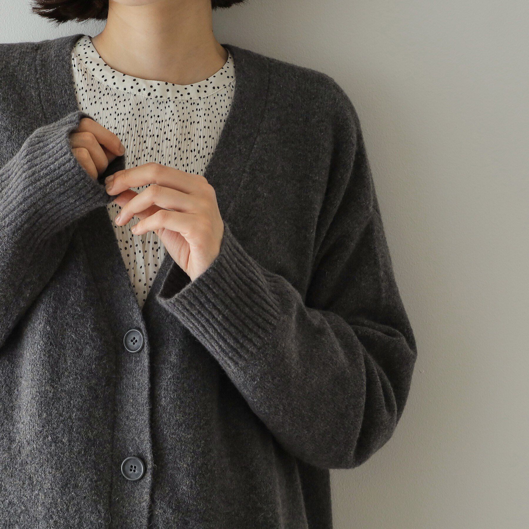 OPAQUE.CLIP「アンゴラ混リラクシーVネックニットカーディガン【洗濯機洗い可】」|カーディガン|