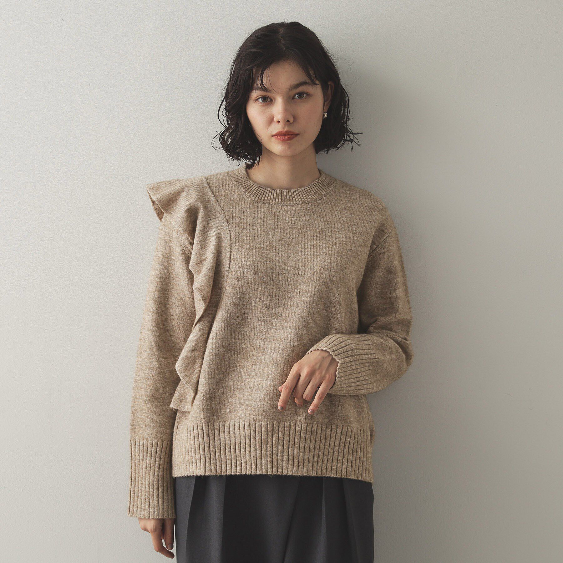 OPAQUE.CLIP「《美人百花掲載》アシメフリルミドルゲージニット【洗濯機洗い可】」|ニット・セーター|