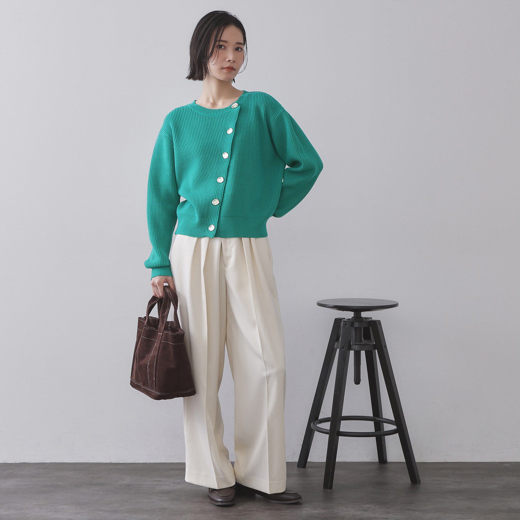 OPAQUE.CLIP「アシンメトリーボタンカーディガン【洗濯機OK】」|カーディガン|