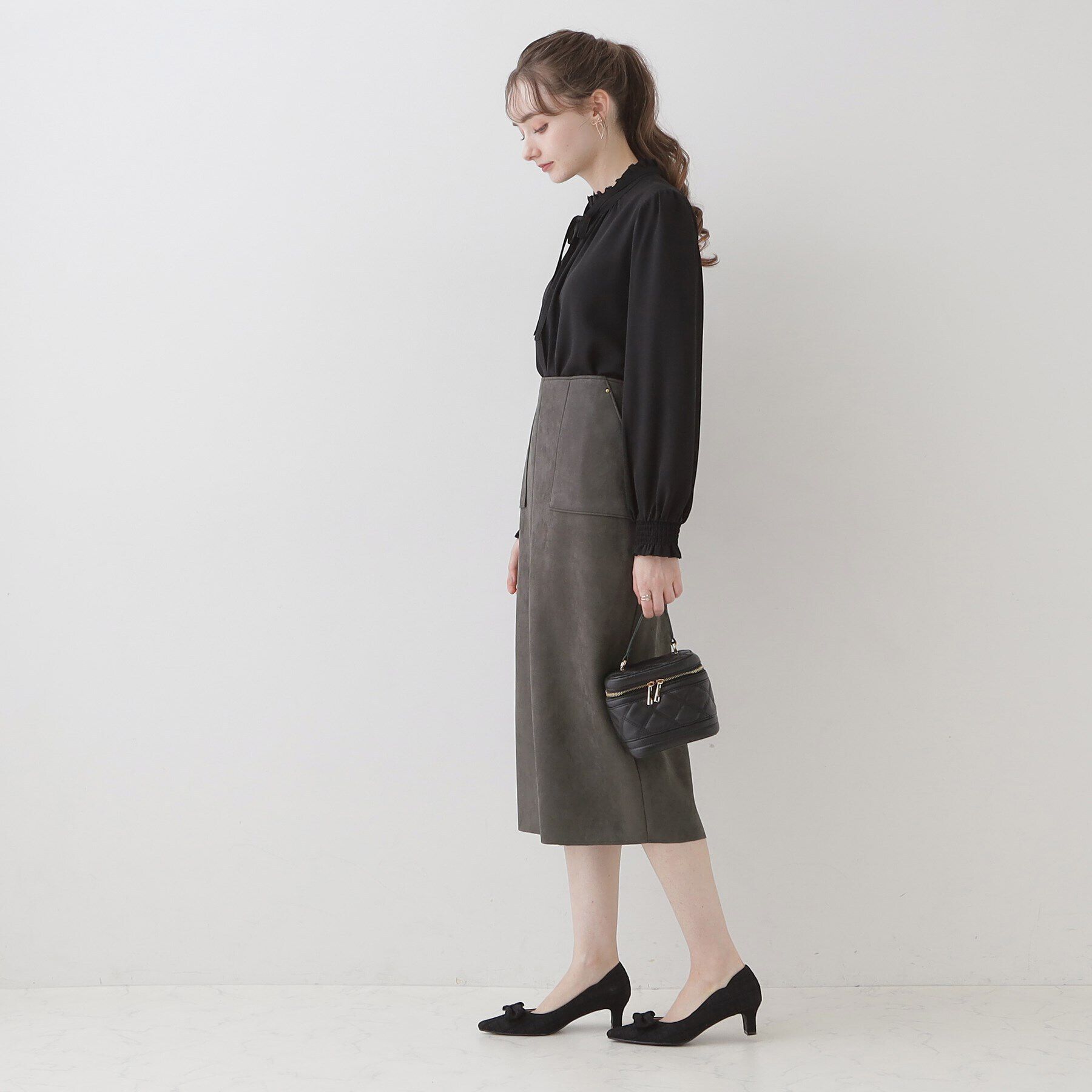 Couture broach「【理想的な縦ライン・美脚効果】フェイクスエードダンボールスカート」|スカート|