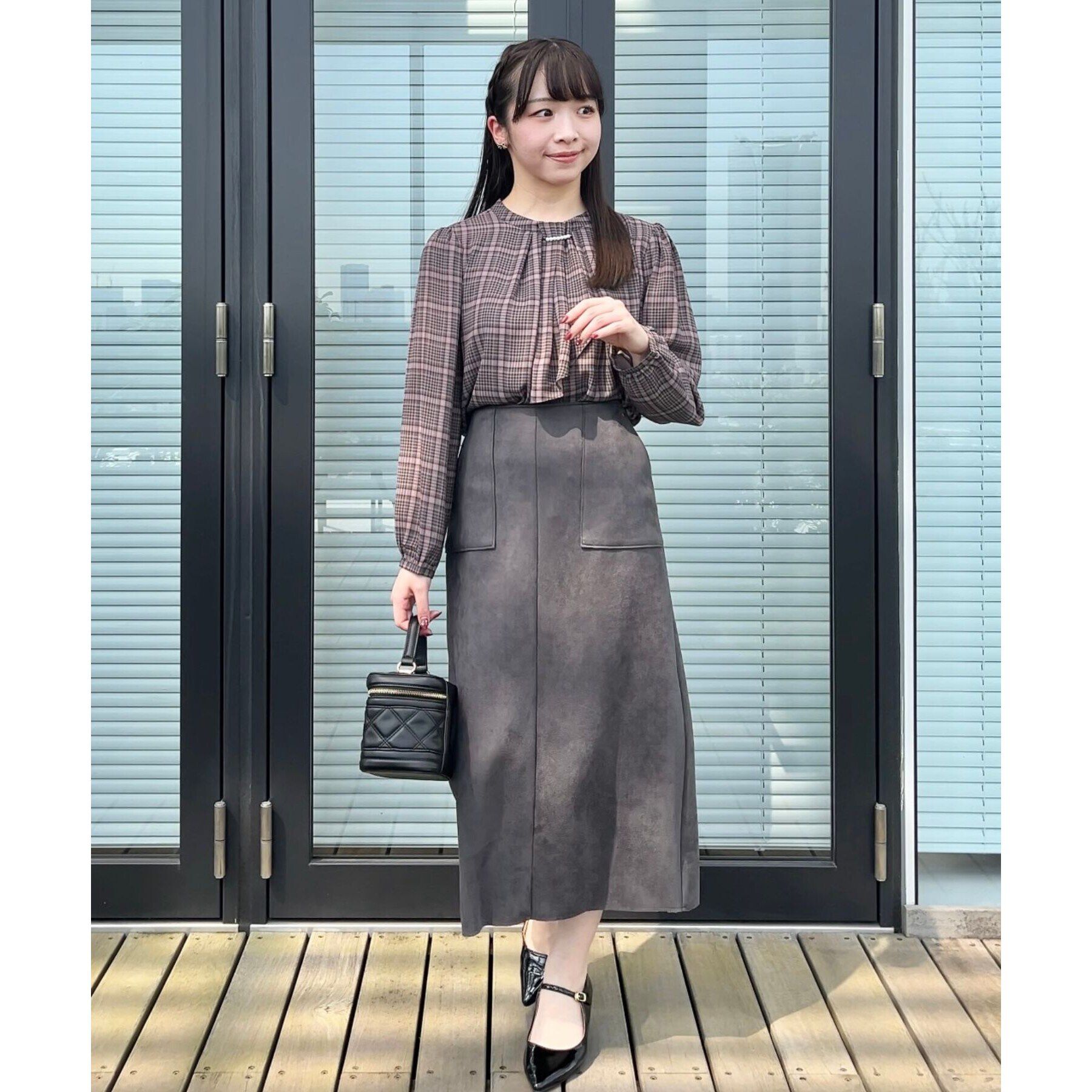 Couture broach「【理想的な縦ライン・美脚効果】フェイクスエードダンボールスカート」|スカート|