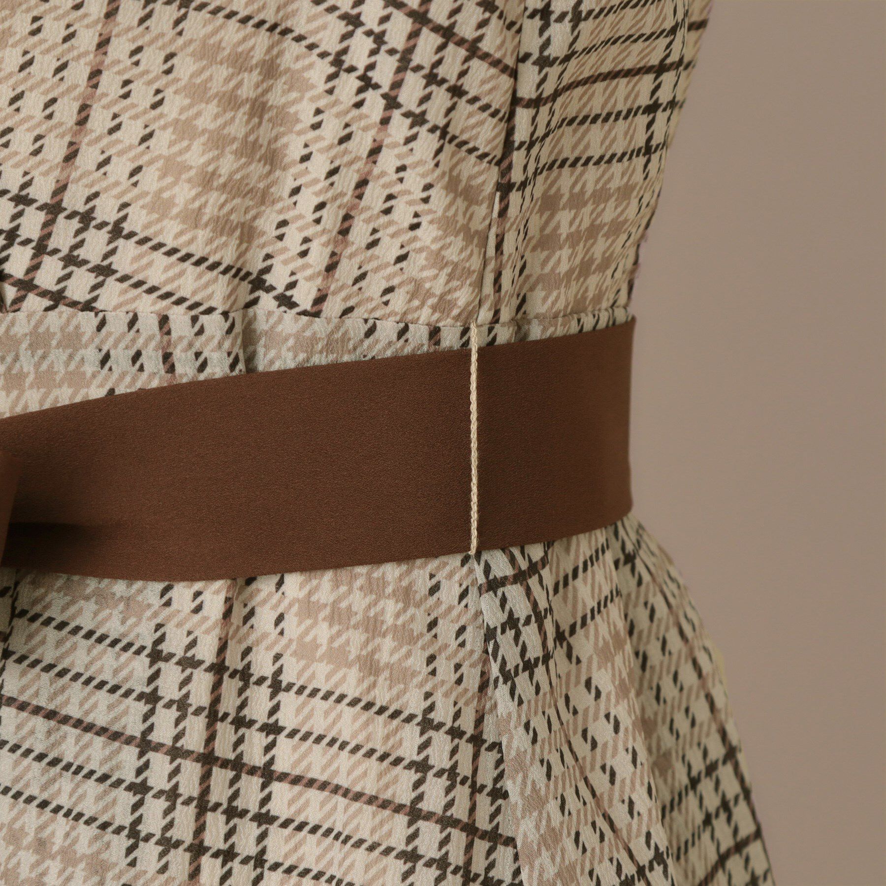 Couture broach「【美シルエット・5分袖】シアーチェックオーガンワンピース」|ワンピース|