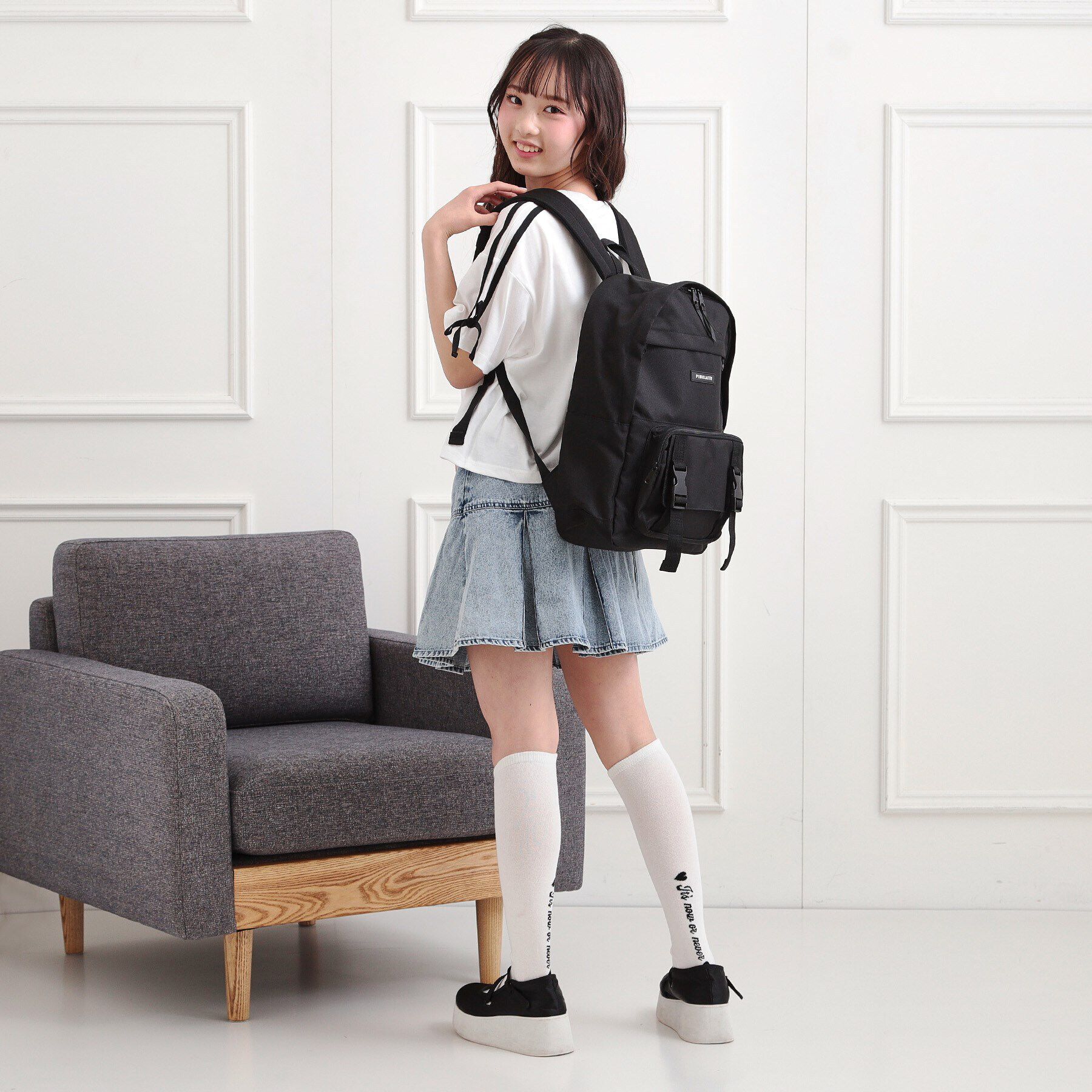 PINK-latte「【接触冷感／容量約21L】バックルリュック」|リュック|