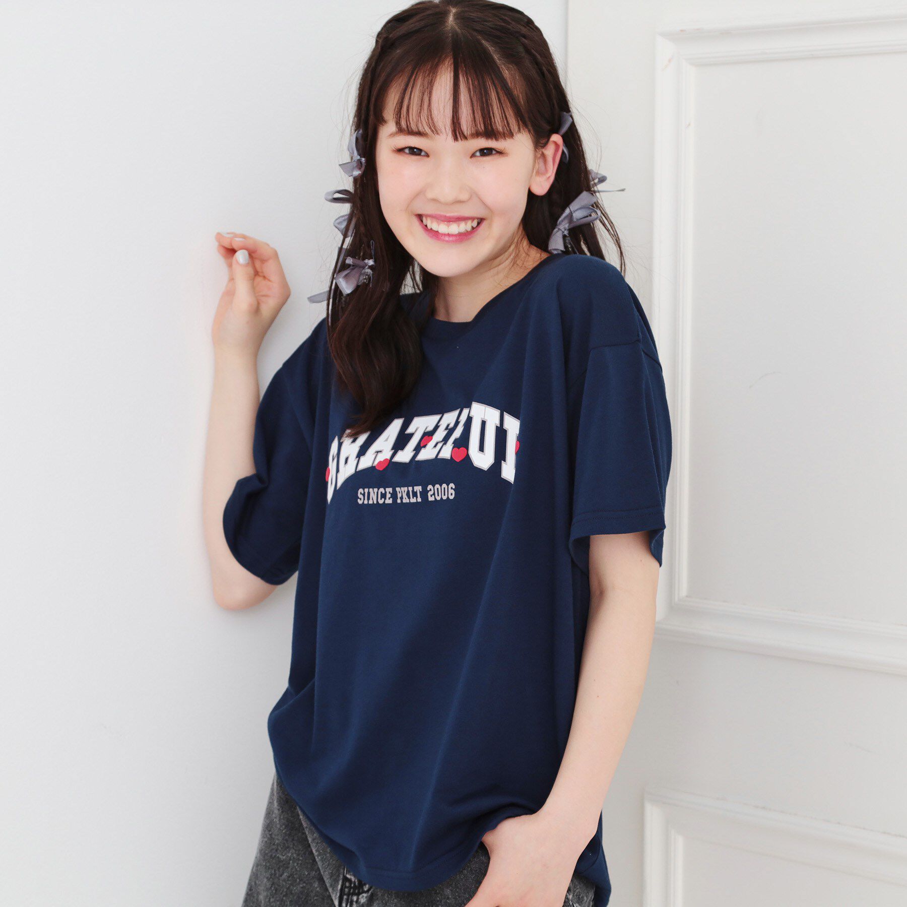 PINK-latte「カレッジTシャツ」|Tシャツ・カットソー|ネイビー(094)