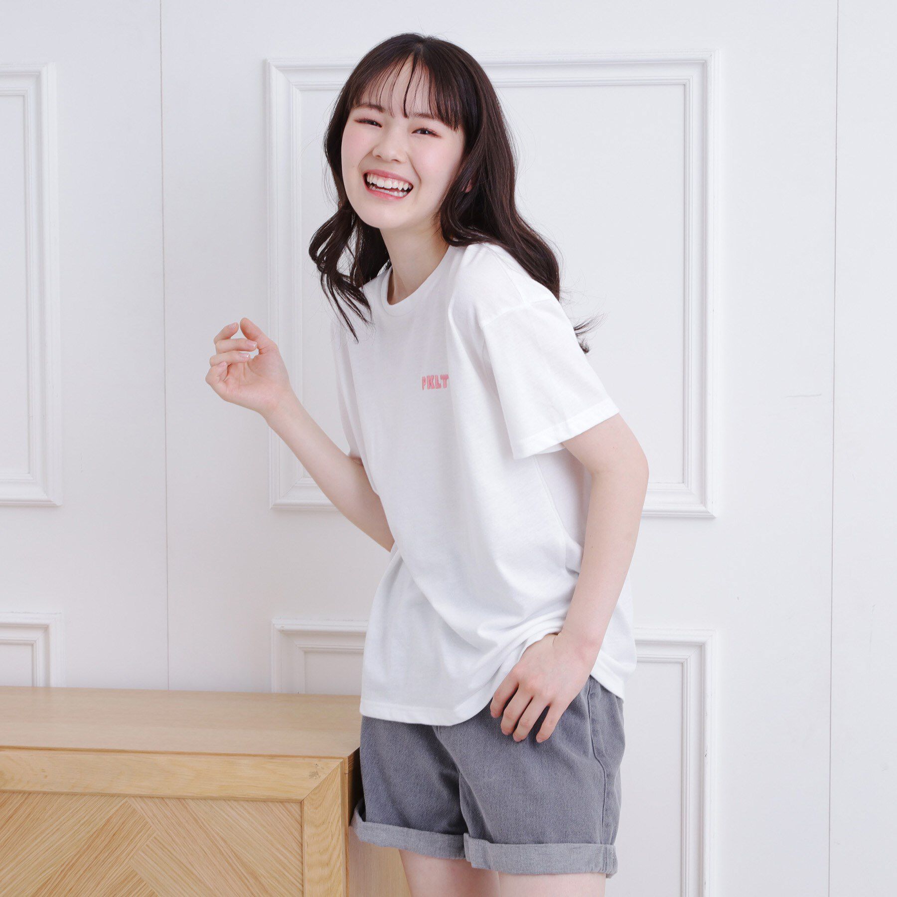 PINK-latte「バックハートロゴTシャツ」|Tシャツ・カットソー|