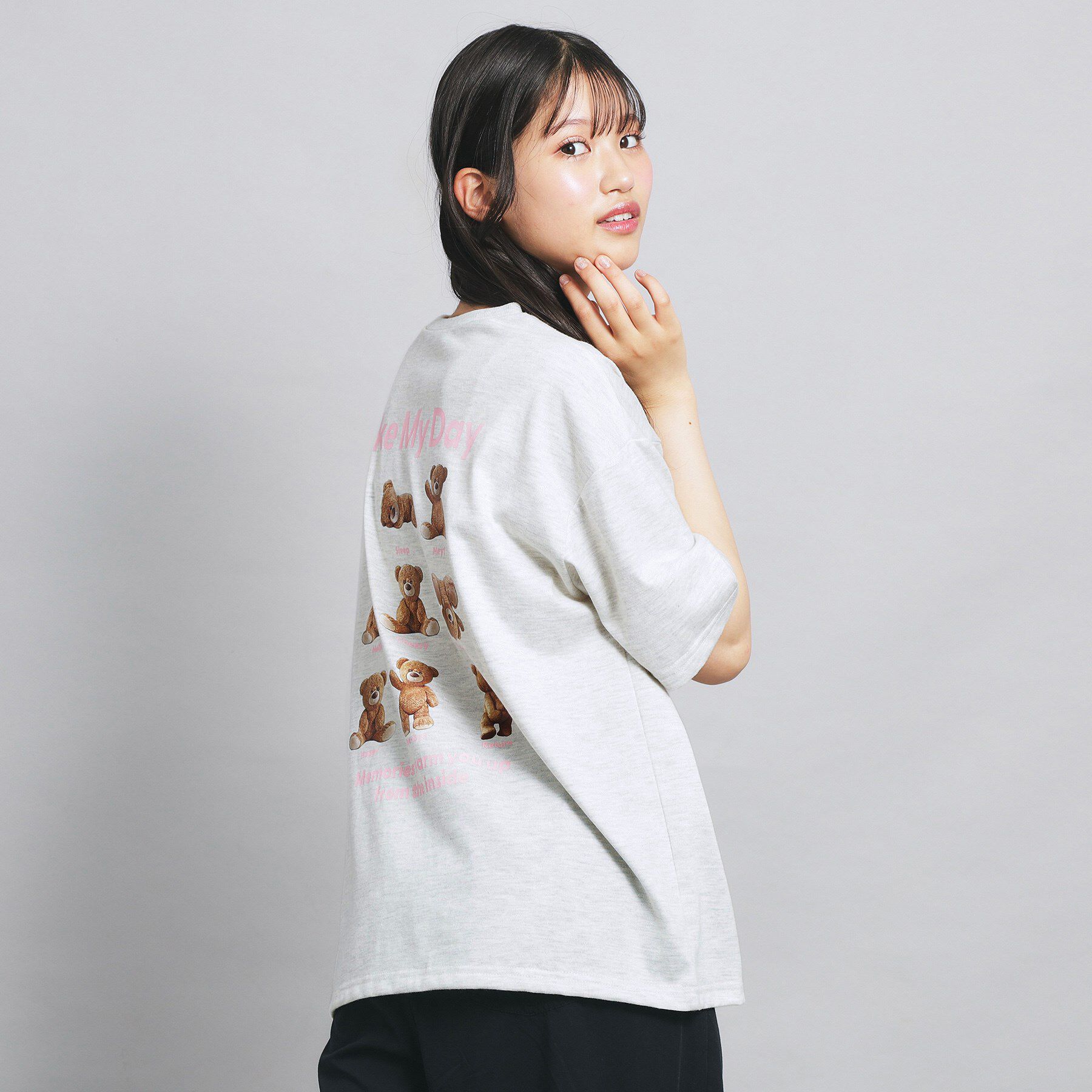 PINK-latte「くまいっぱいビッグTシャツ」|Tシャツ・カットソー|ライトグレー(011