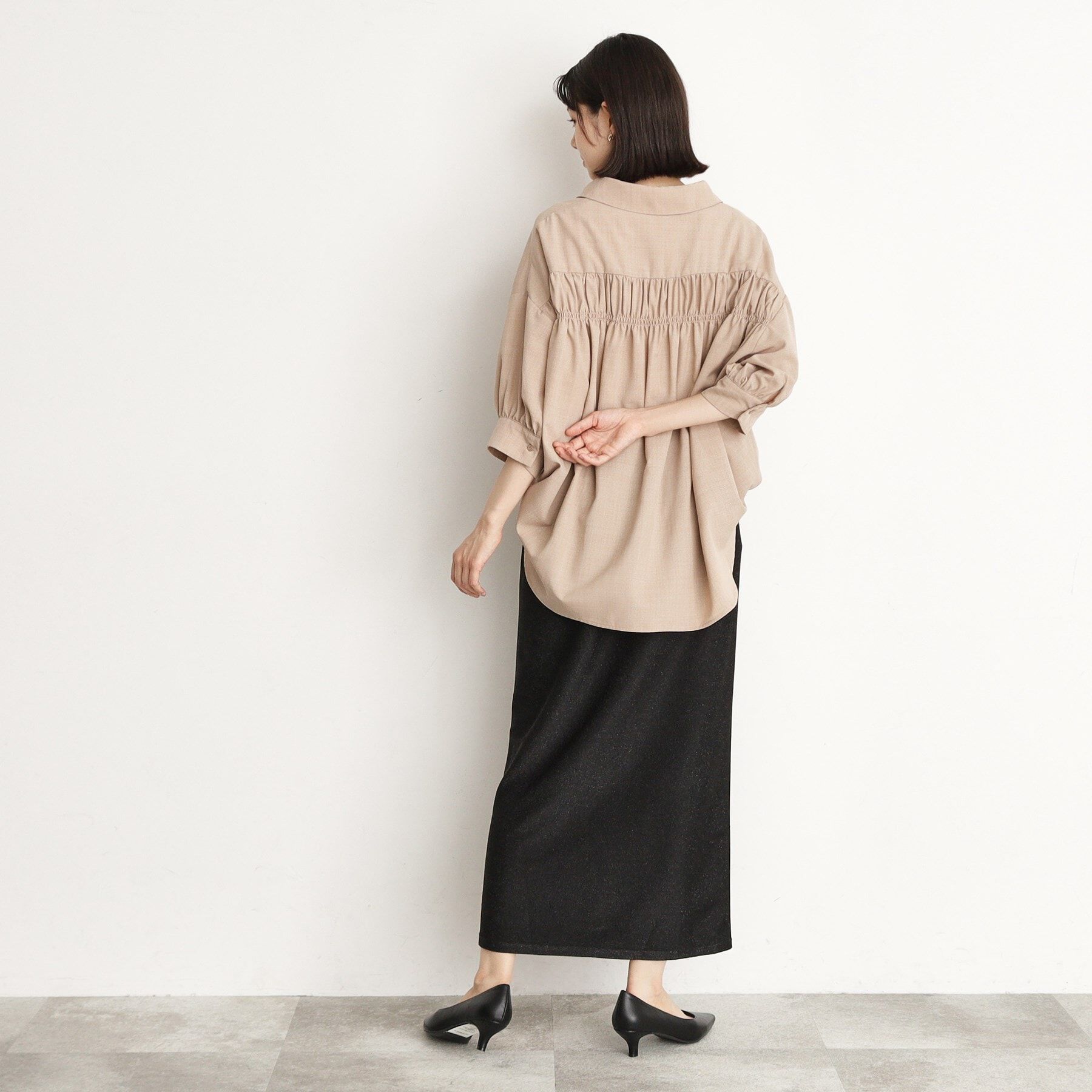 THE SHOP TK「麻調うしろギャザーブラウス」|シャツ・ブラウス|