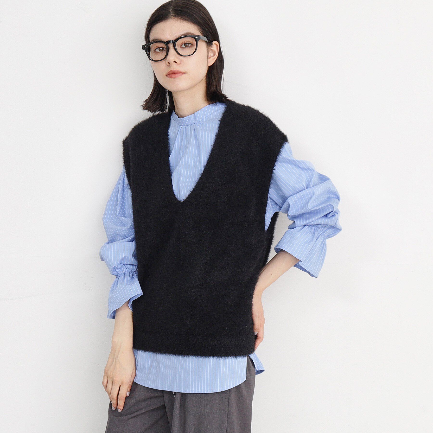 THE SHOP TK「【2点セット】フェザーベスト＋シャツ/洗える」|シャツ・ブラウス|ブラック(019)