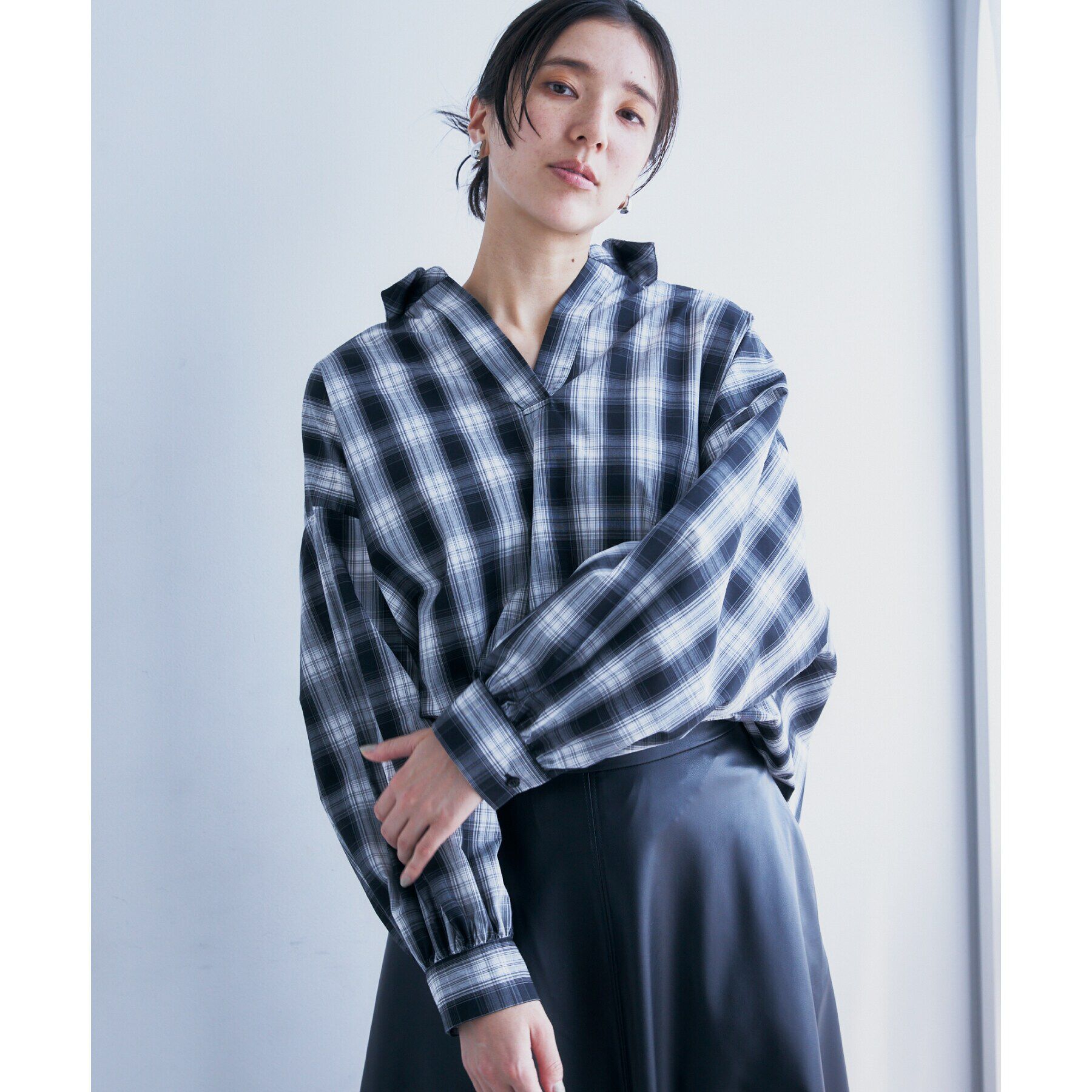 THE SHOP TK「【＠BAILA掲載】バックシャーリングシャツ/魅せる体形カバー服/洗える/ヒルナンデス！で紹介！」|シャツ・ブラウス|