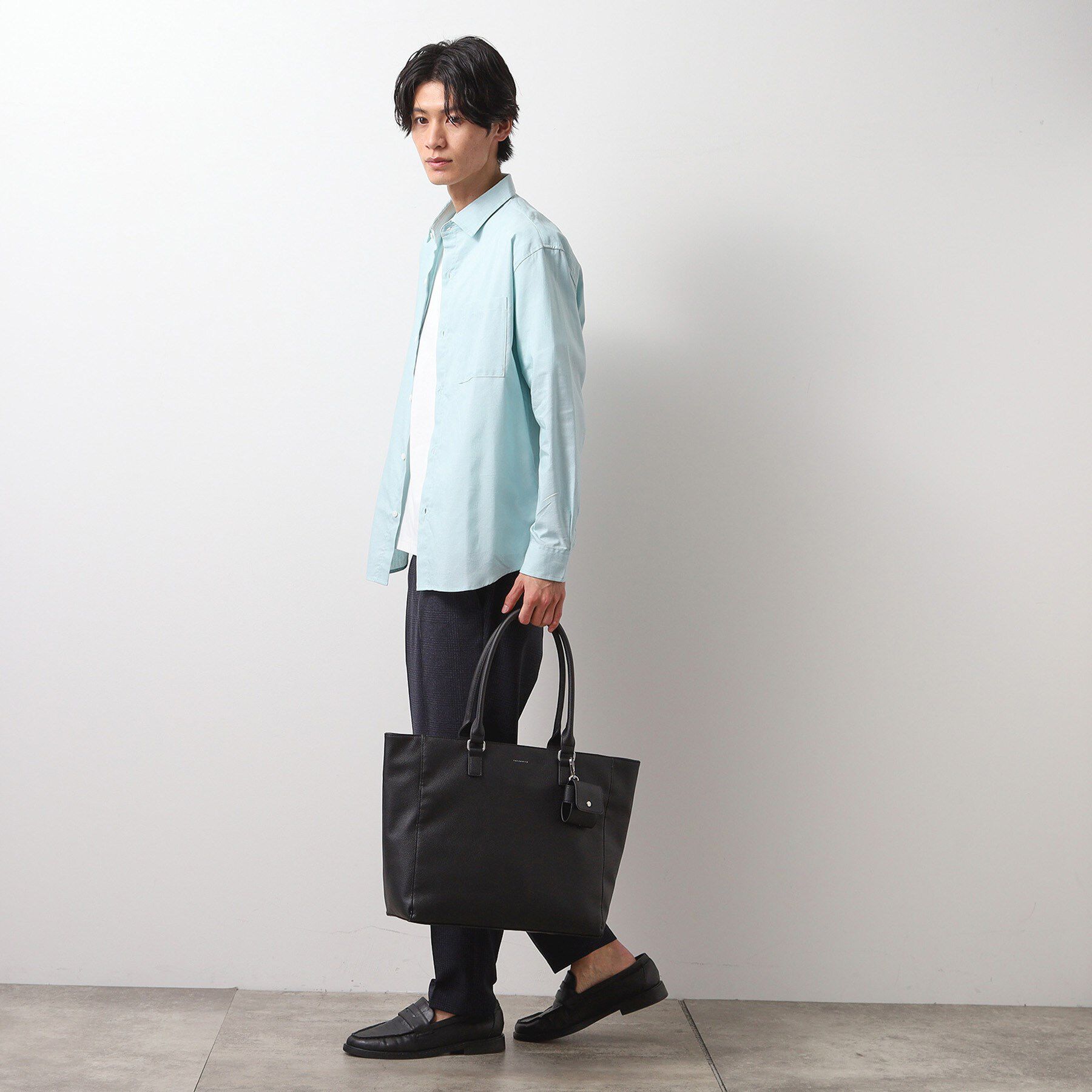 THE SHOP TK「【A4サイズ／ビジネスでも使える】合皮トートバッグ イヤホンケース付き」|トートバッグ|