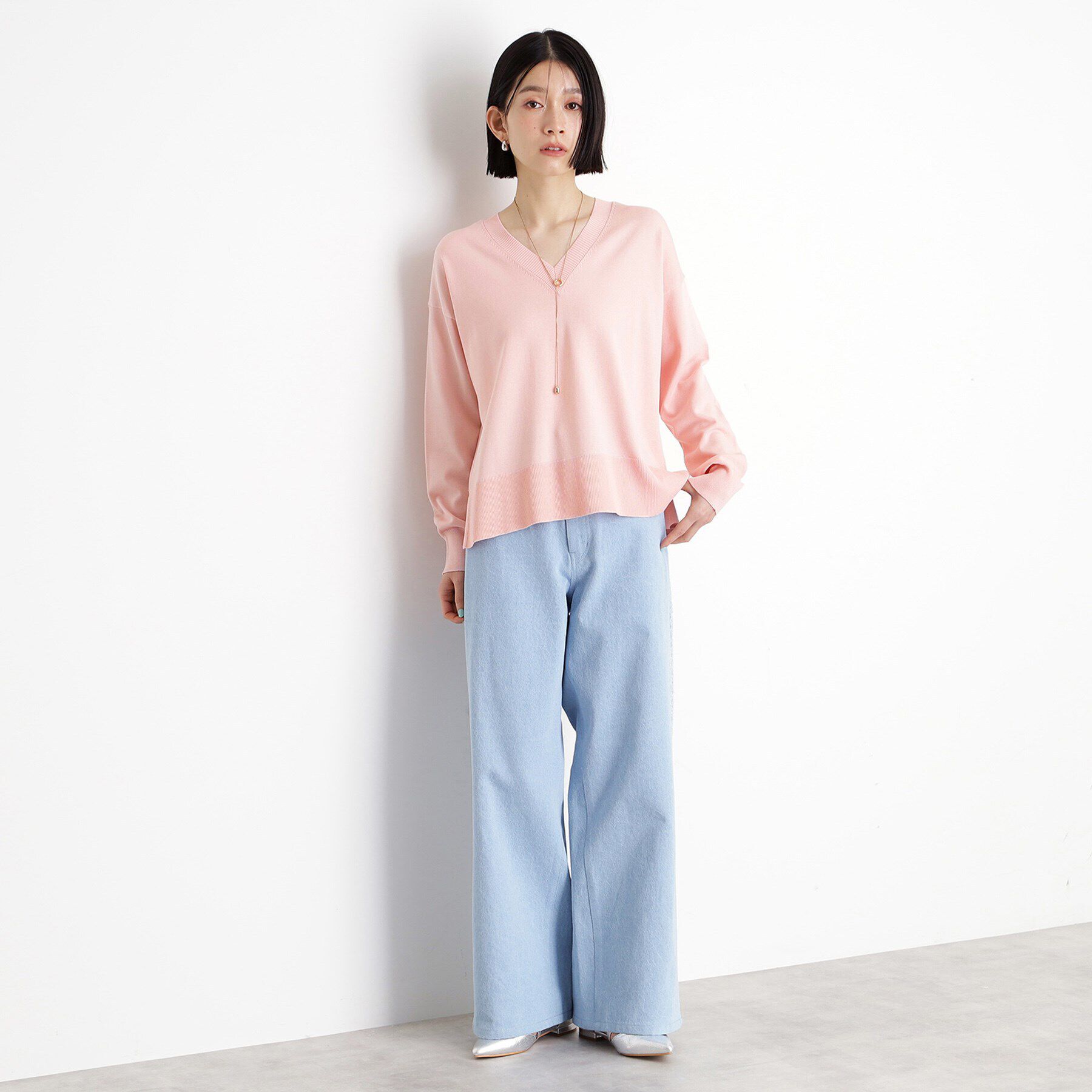 THE SHOP TK「【毛玉になりにくい】さらっとキレイVネックニット/洗濯機OK」|ニット・セーター|