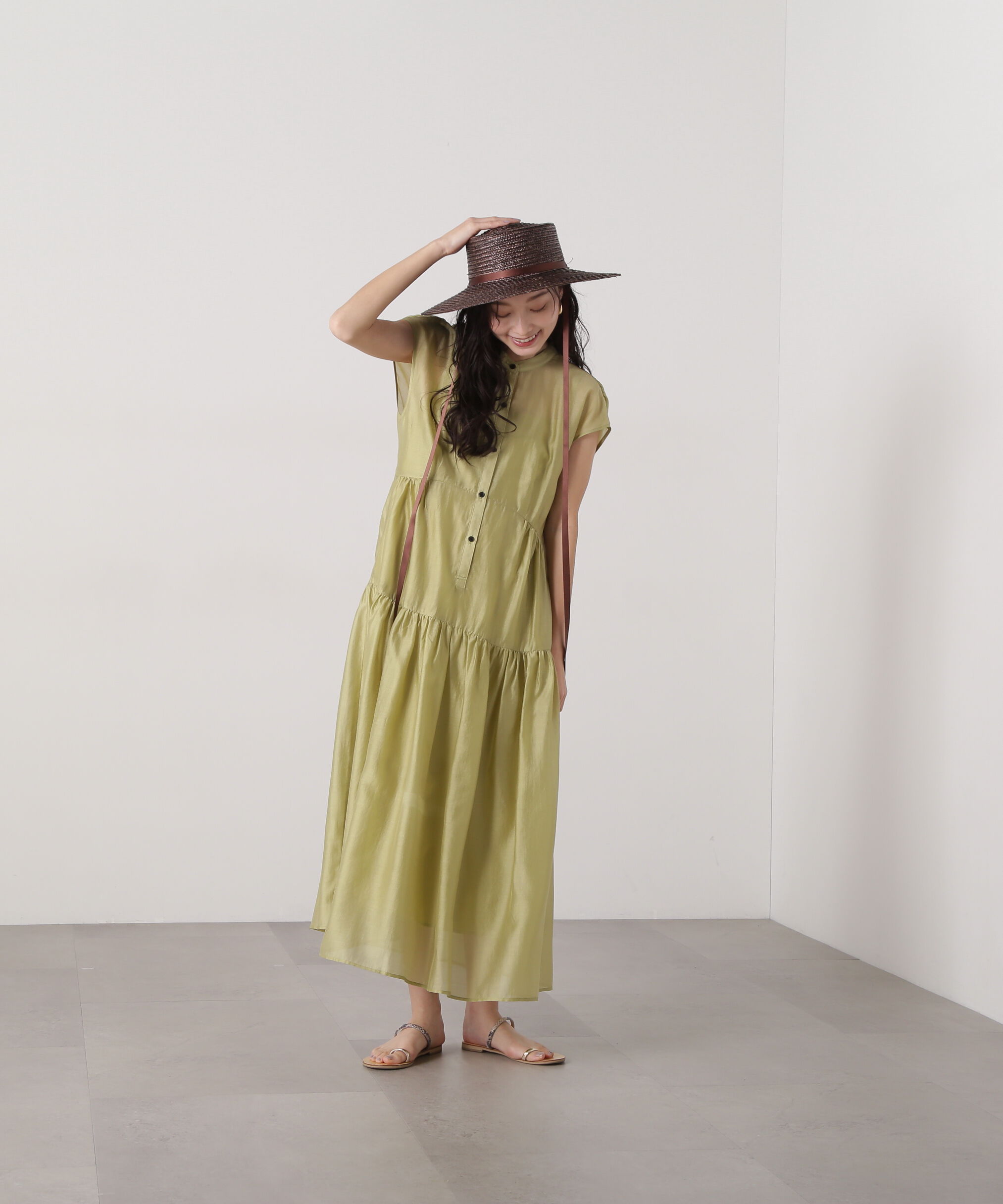  「バンドカラーシアーワンピース」|ワンピース|