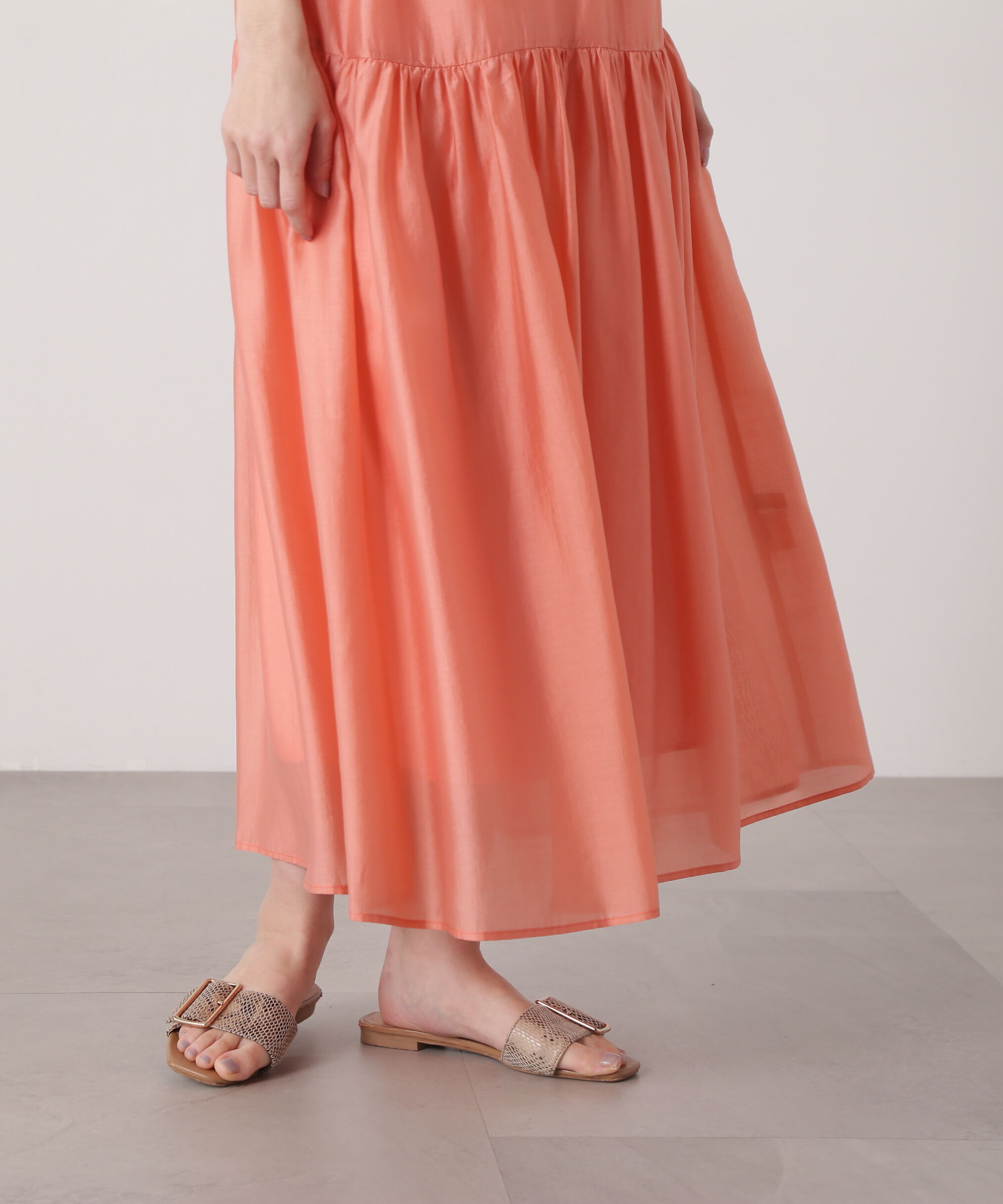  「バンドカラーシアーワンピース」|ワンピース|