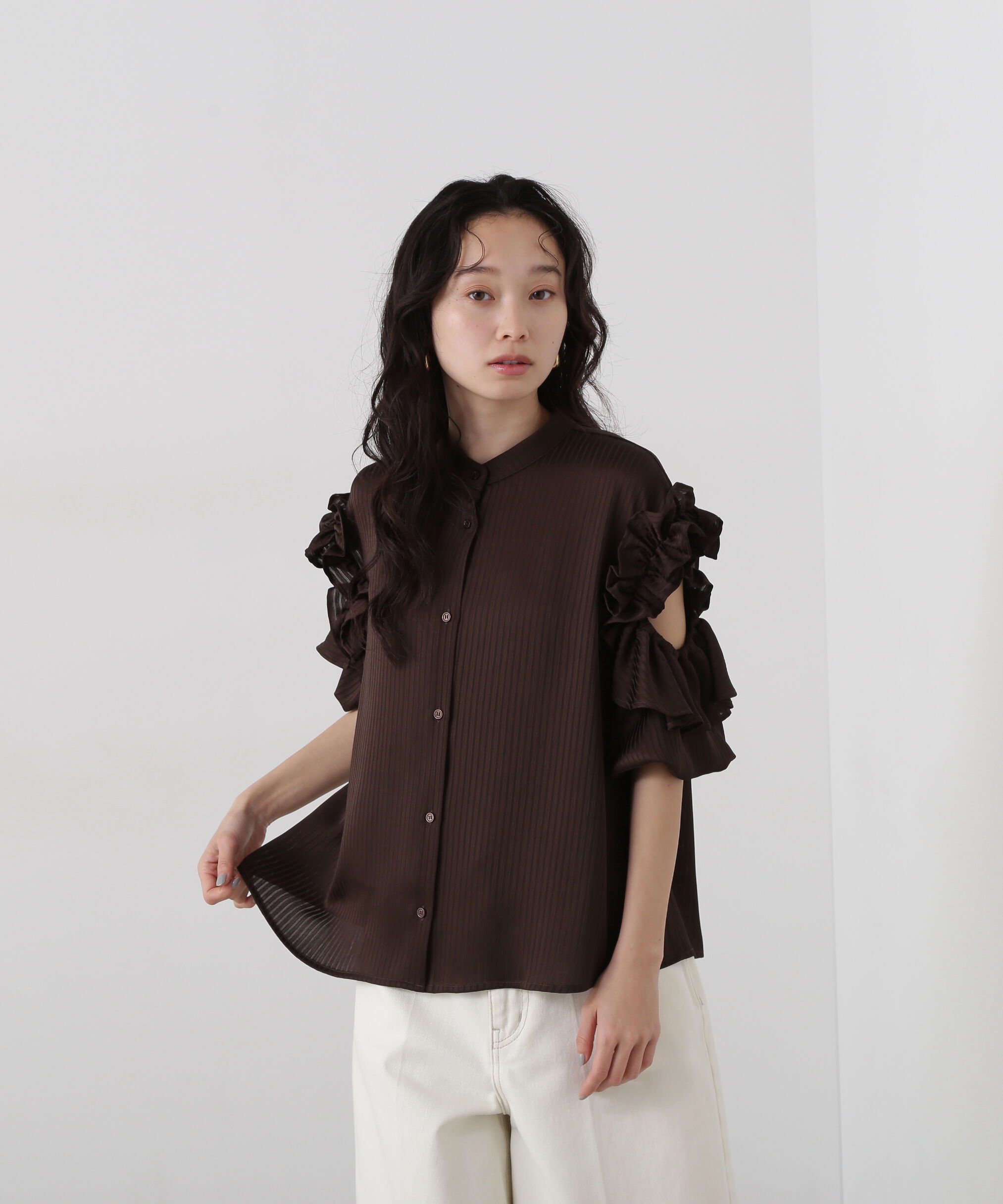  「ラッフルスリーブブラウス」|シャツ・ブラウス|ブラウン