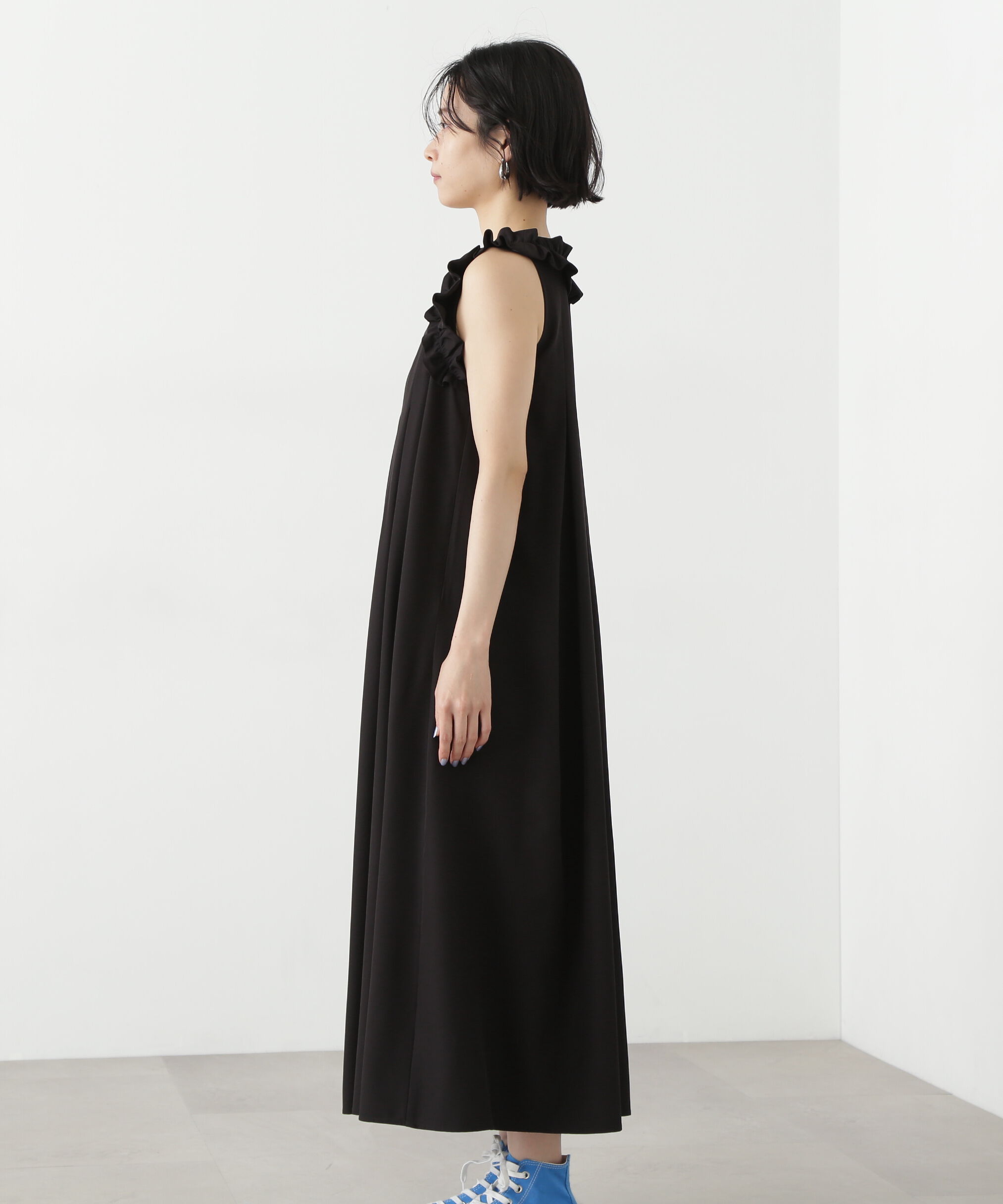  「ラッフルショルダーワンピース」|ワンピース|