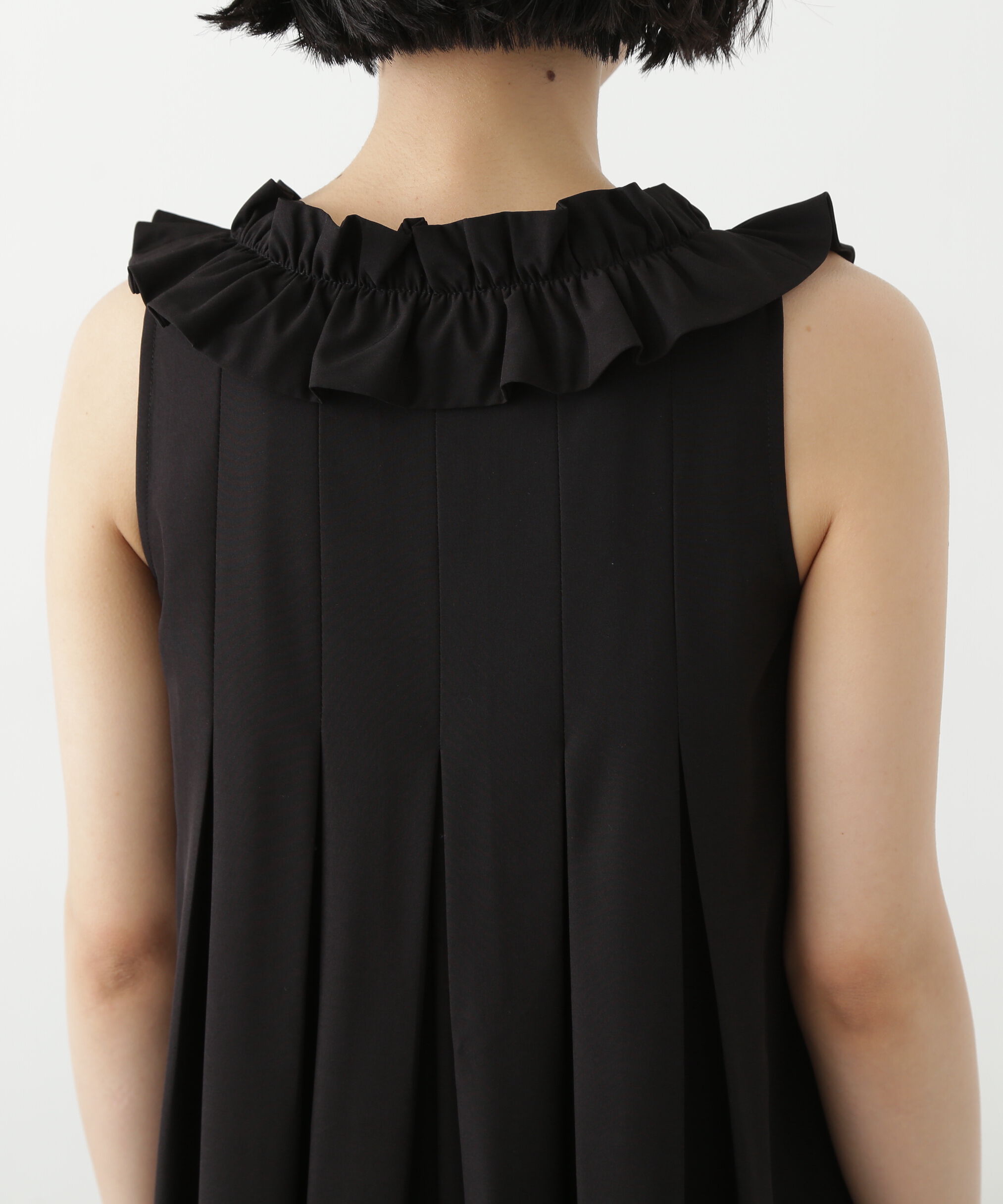  「ラッフルショルダーワンピース」|ワンピース|