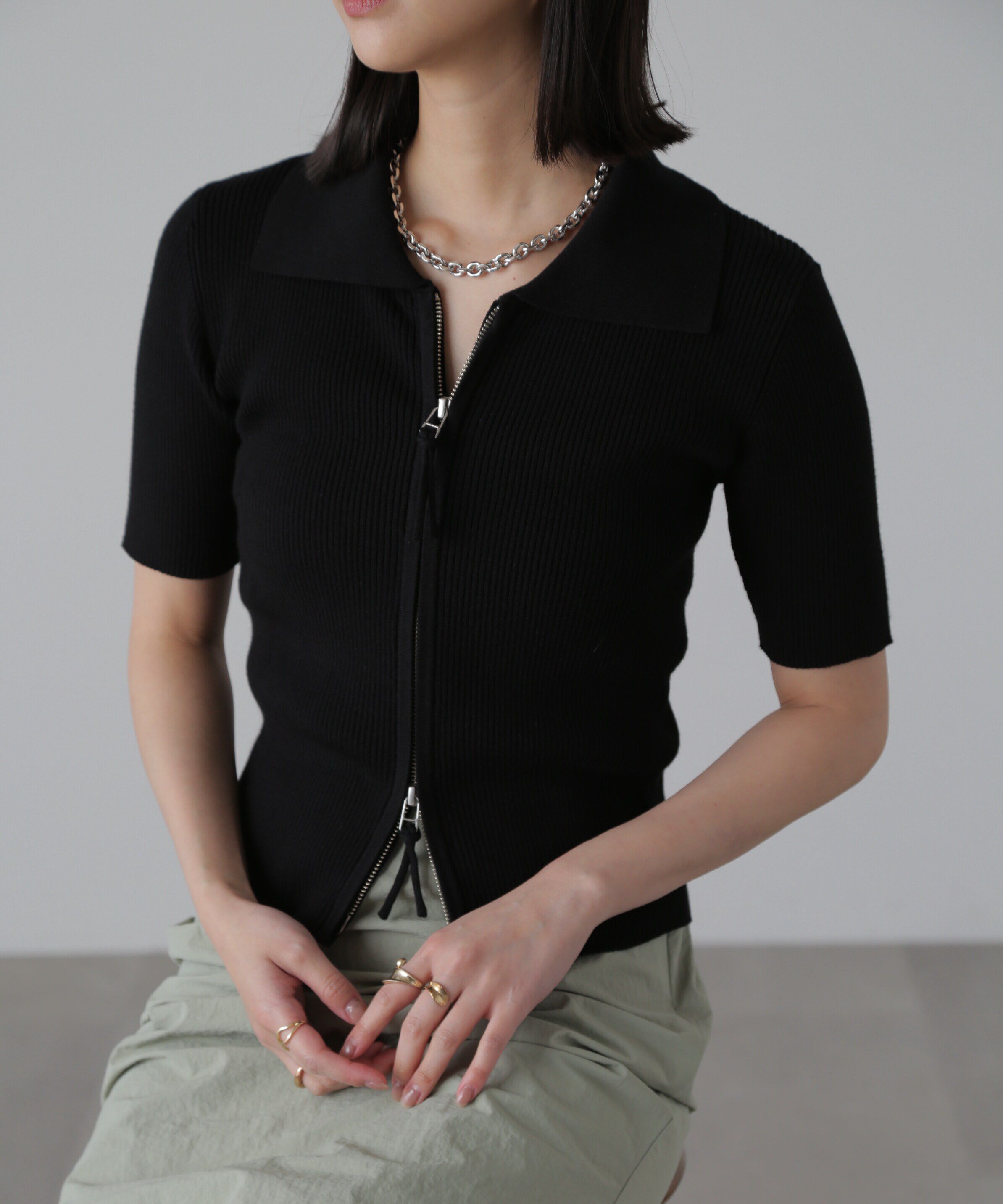  「ジップアップ半袖リブニット」|ニット・セーター|