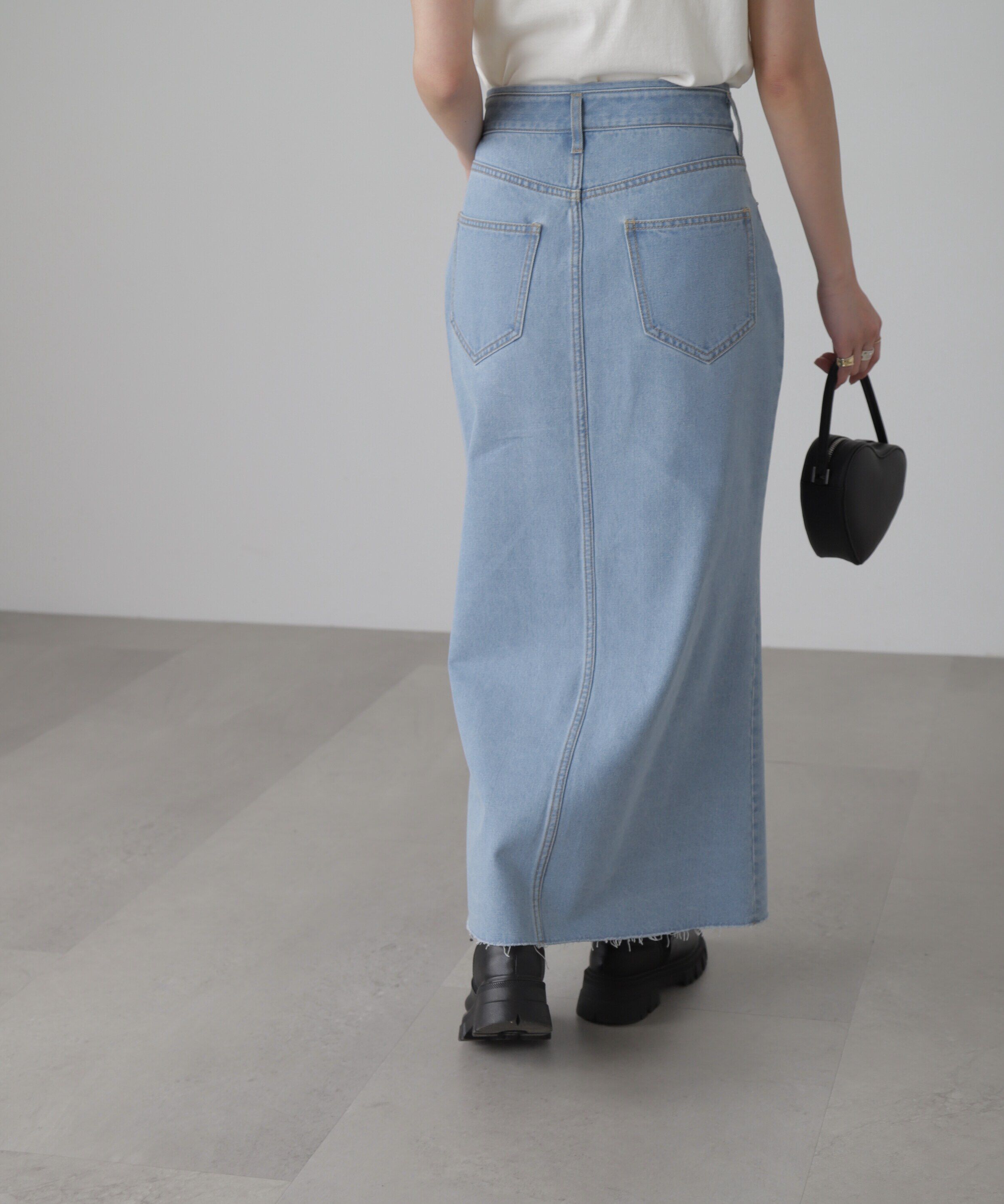  「フロントスリットナローデニムスカート」|スカート|