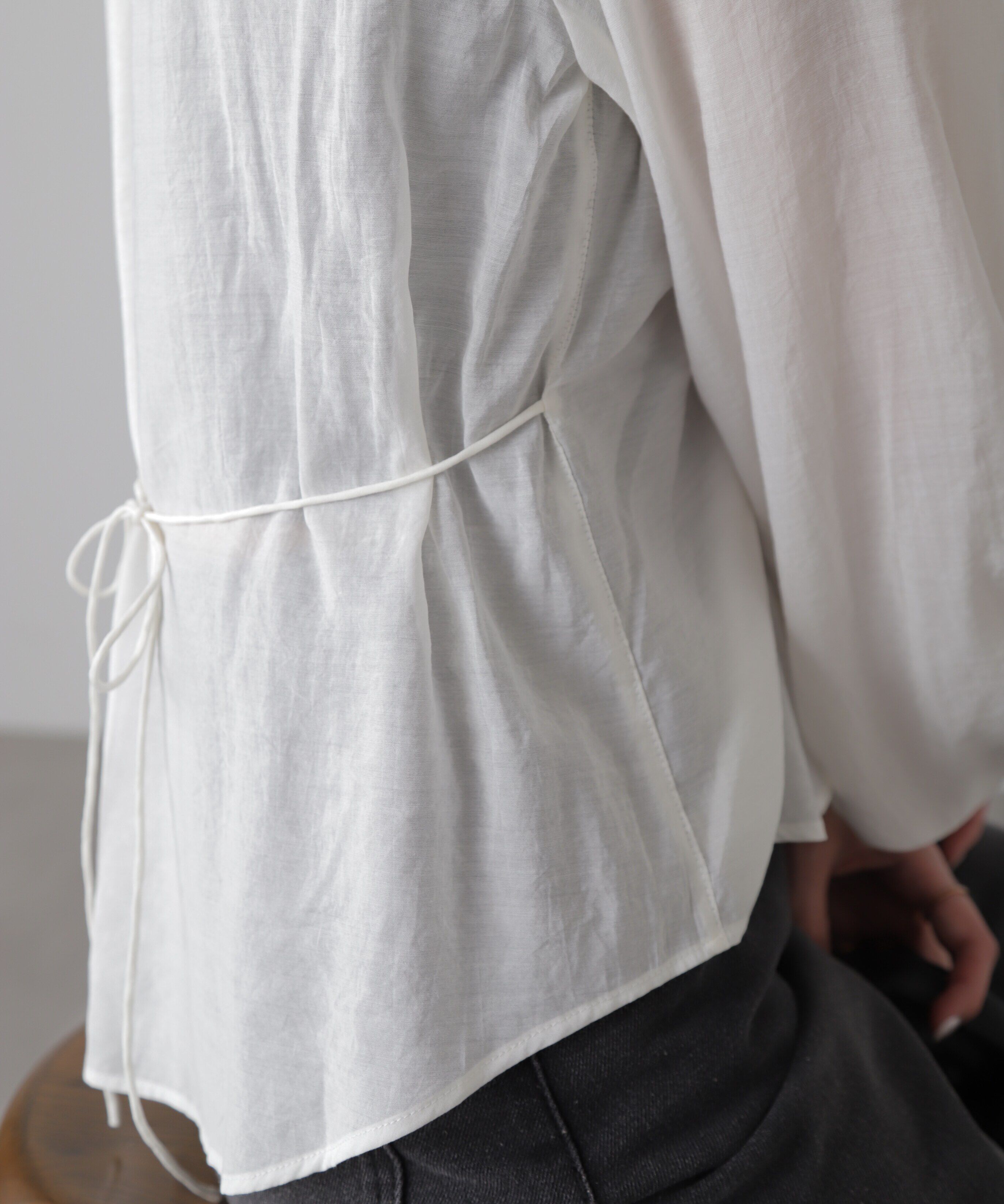  「Vネックシャーリングブラウス」|シャツ・ブラウス|