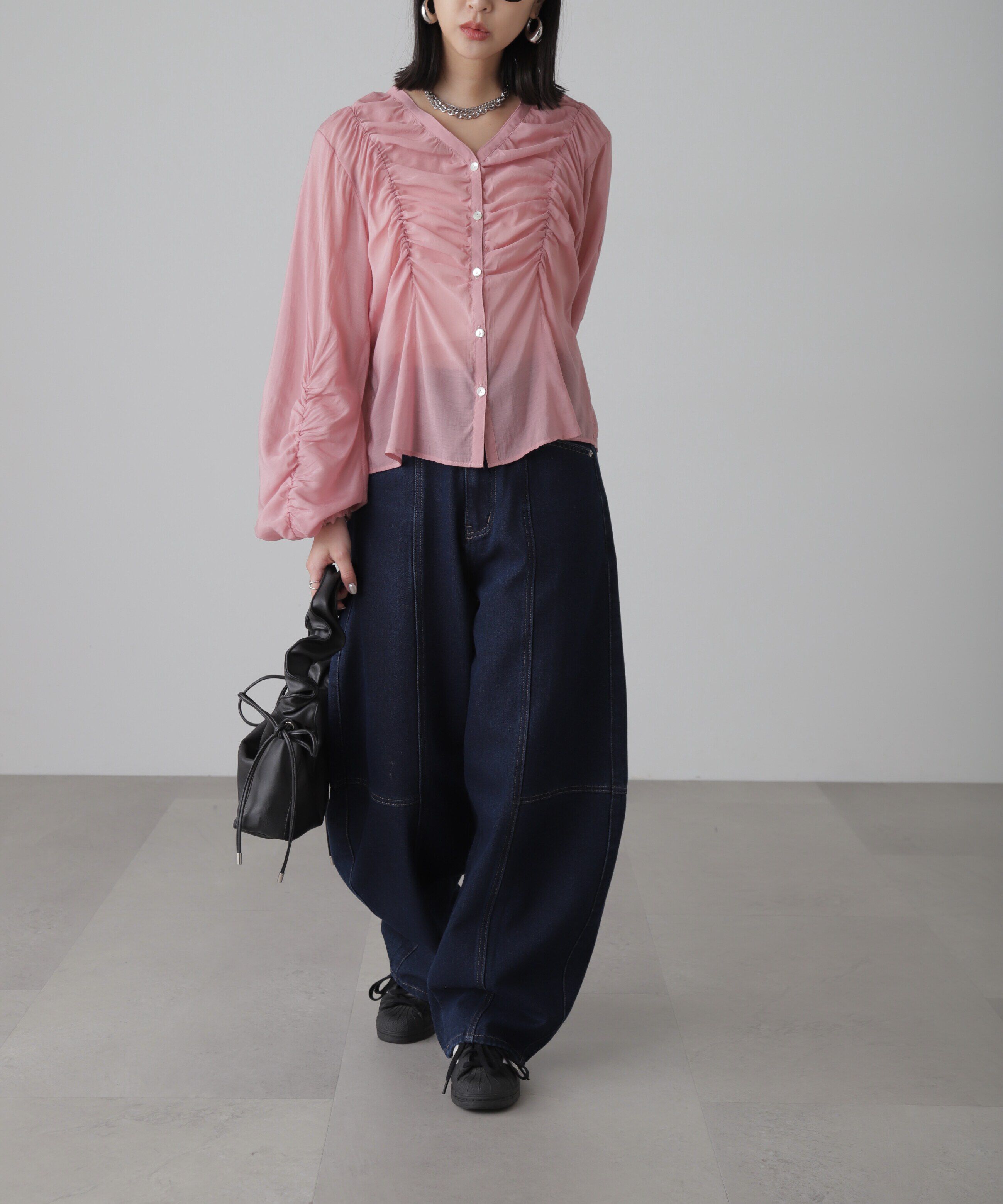  「Vネックシャーリングブラウス」|シャツ・ブラウス|