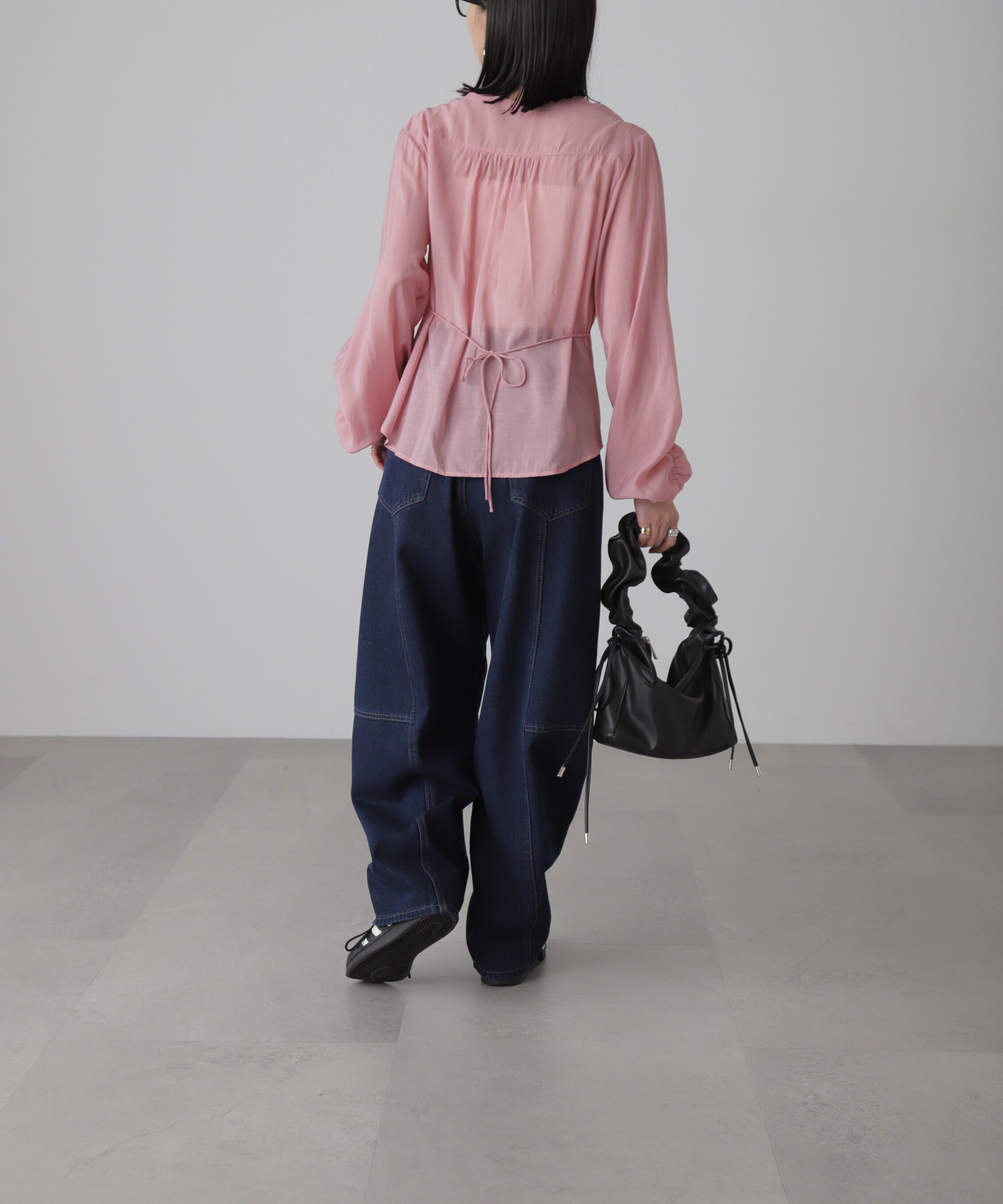  「Vネックシャーリングブラウス」|シャツ・ブラウス|