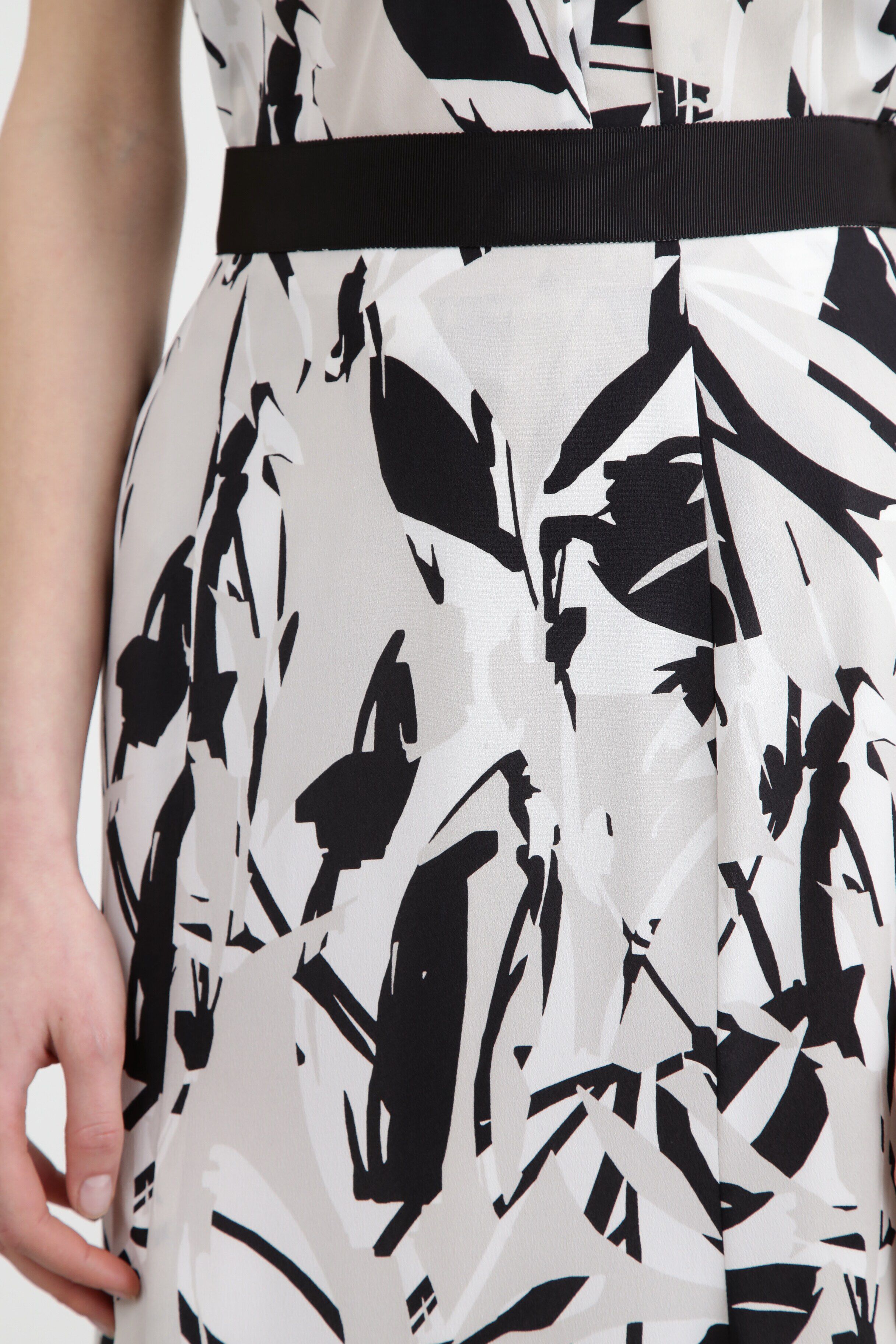  「◆ティアードリーフプリントマーメイドスカート」|スカート|