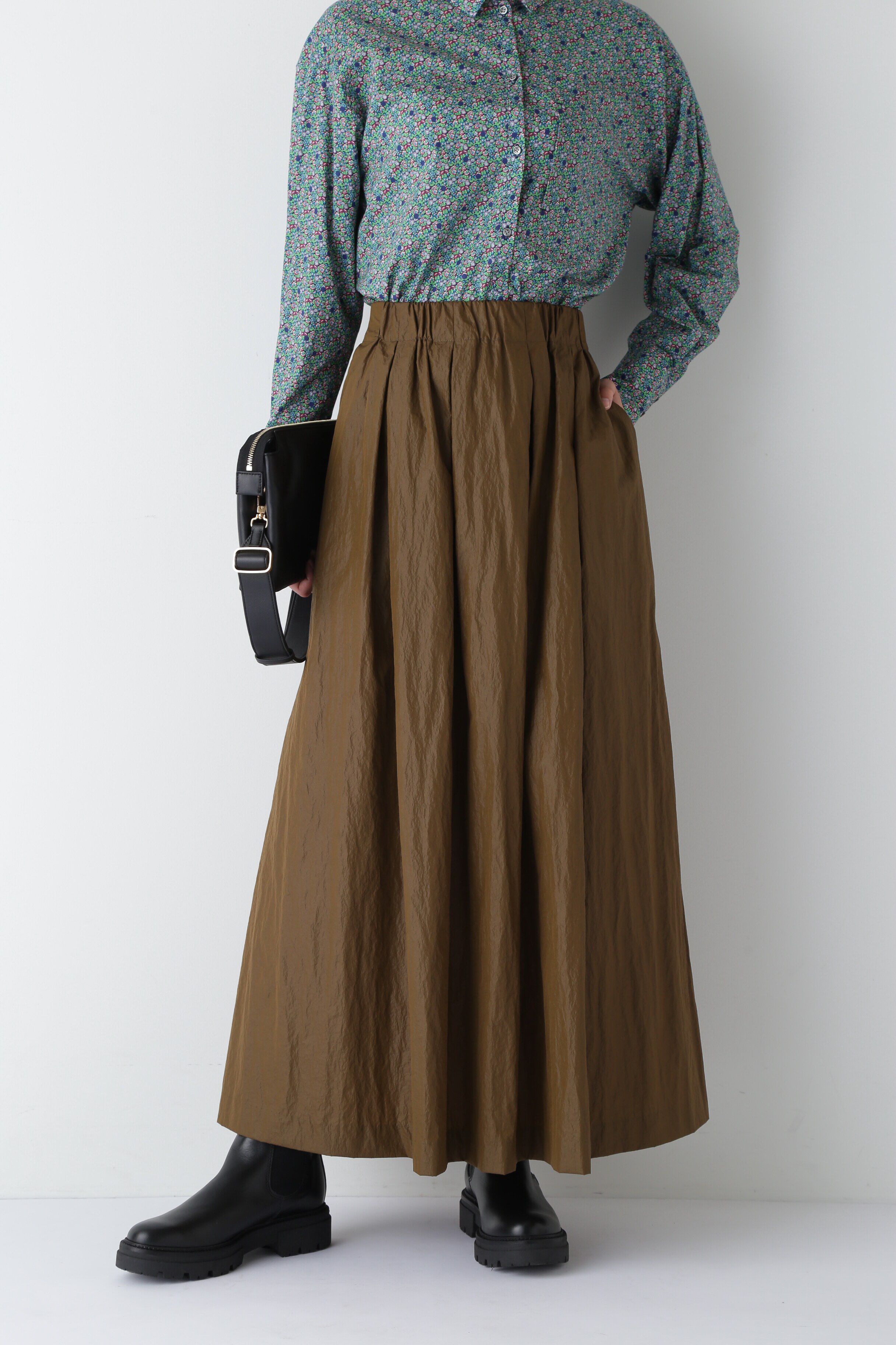  「◆ナイロンシャインサテンスカート」|スカート|カーキ