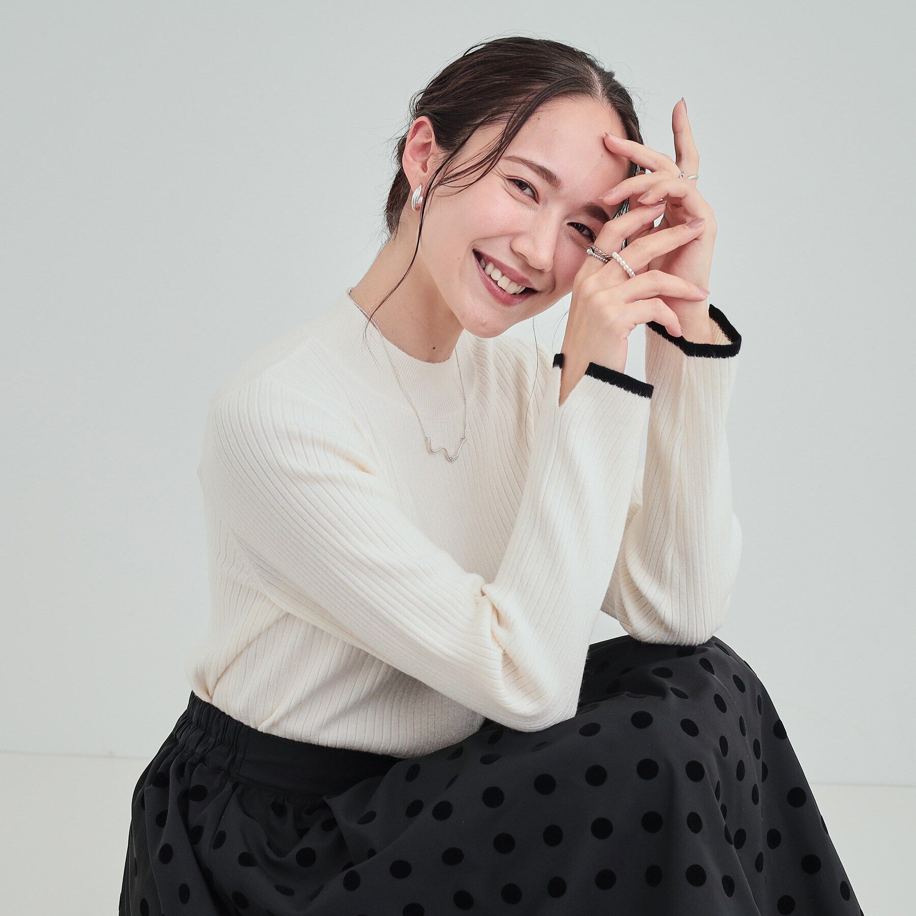 SHOO･LA･RUE「【洗える】1枚でこなれ見え 配色ライン リブハイネックニット」|ニット・セーター|オフホワイト(003