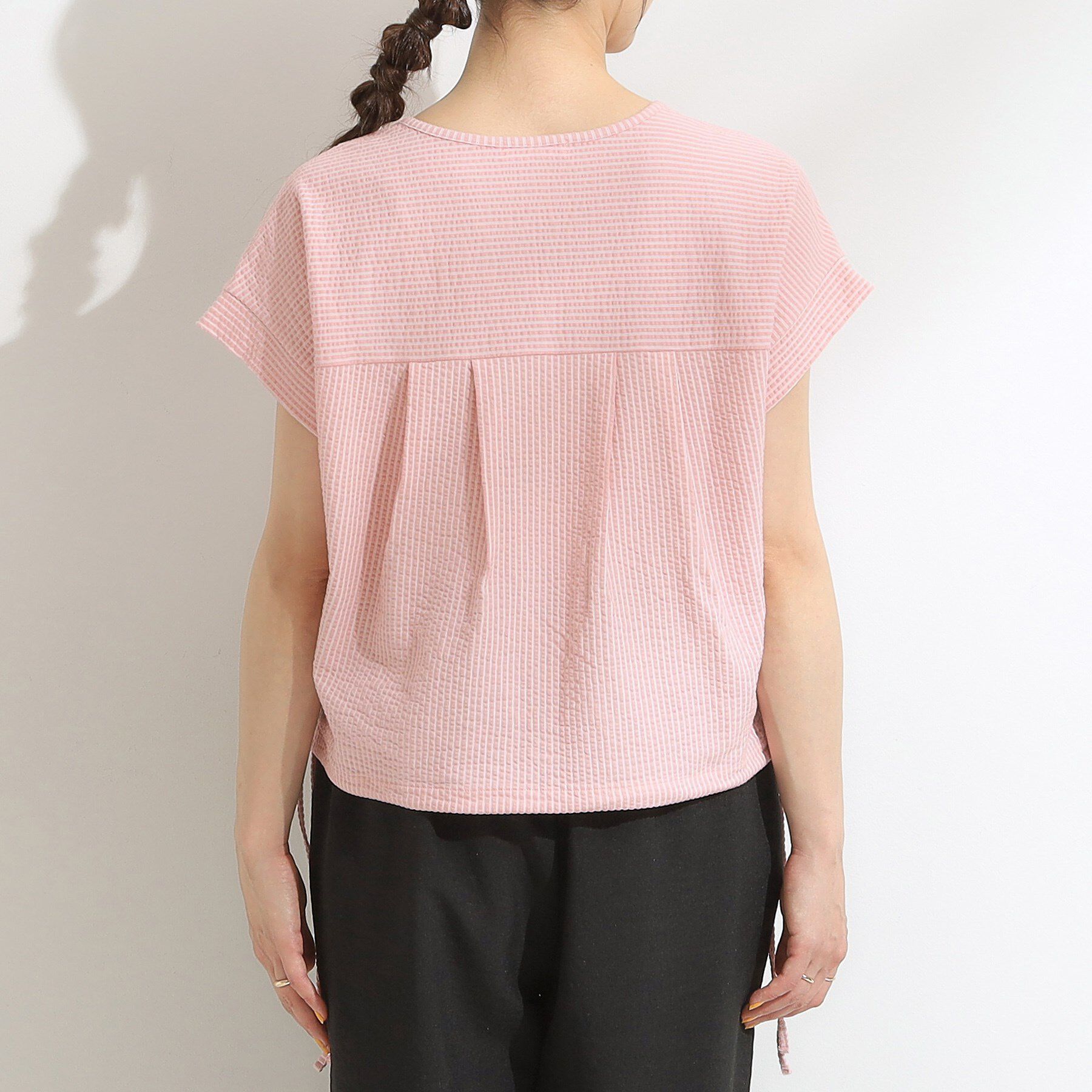 SHOO･LA･RUE「【洗える/S-LL】シルエット変化を楽しめる サッカーストライプ柄スキッパートップス」|Tシャツ・カットソー|