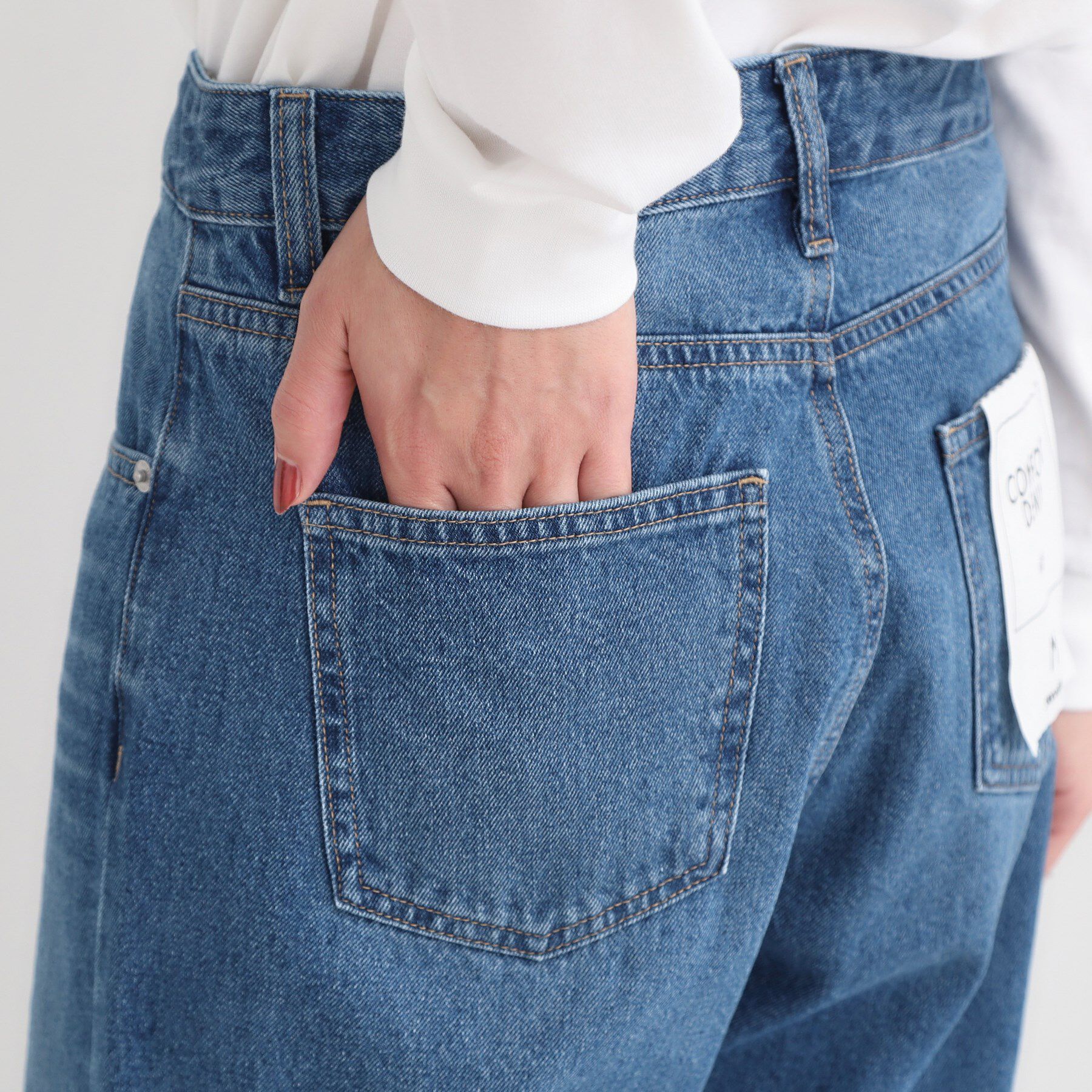 SHOO･LA･RUE「【S-LL】脚のラインを拾いにくい デニムワイドパンツ」|デニム|