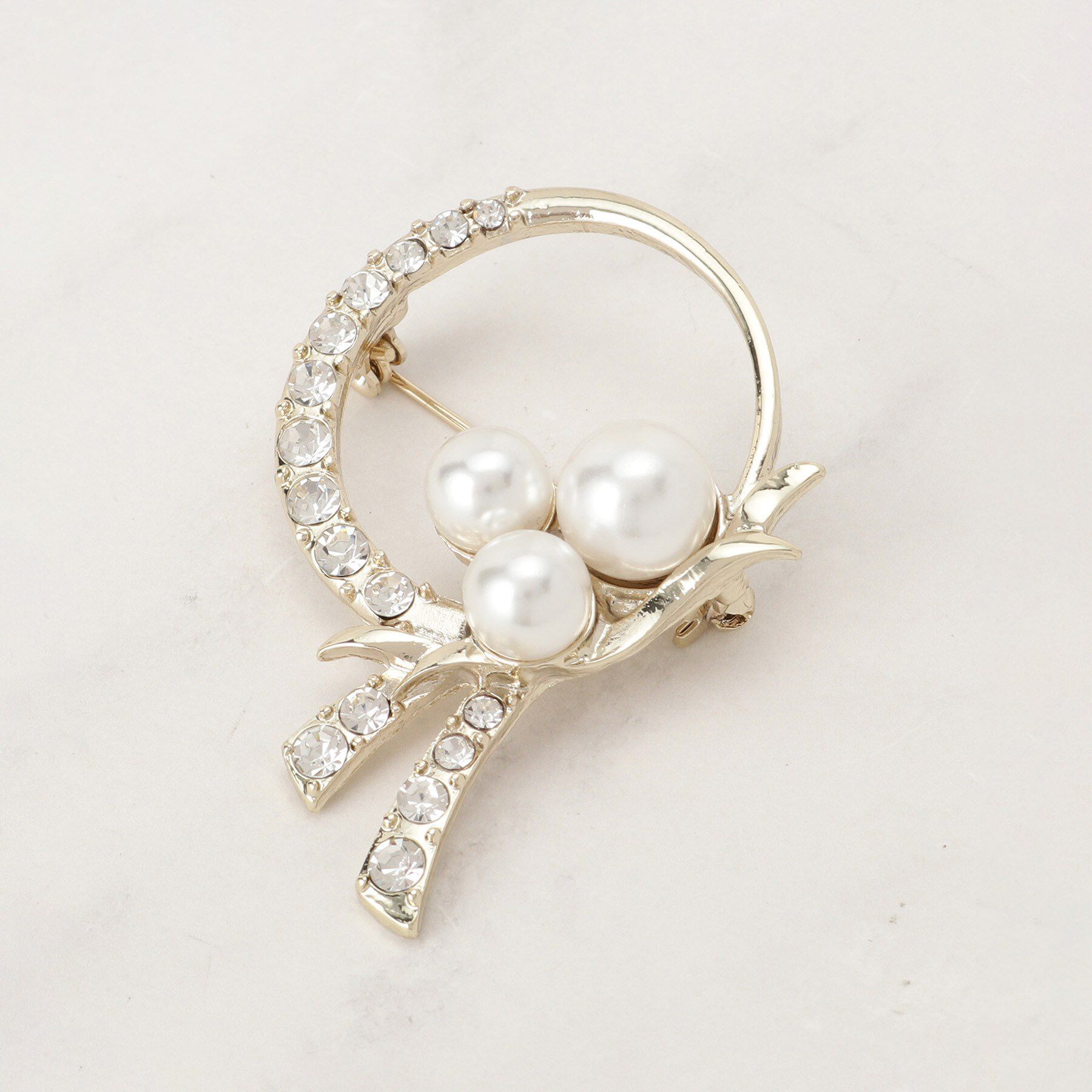 SHOO･LA･RUE「【セレモニー】ブローチ」|ブローチ・コサージュ|ゴールド(407)