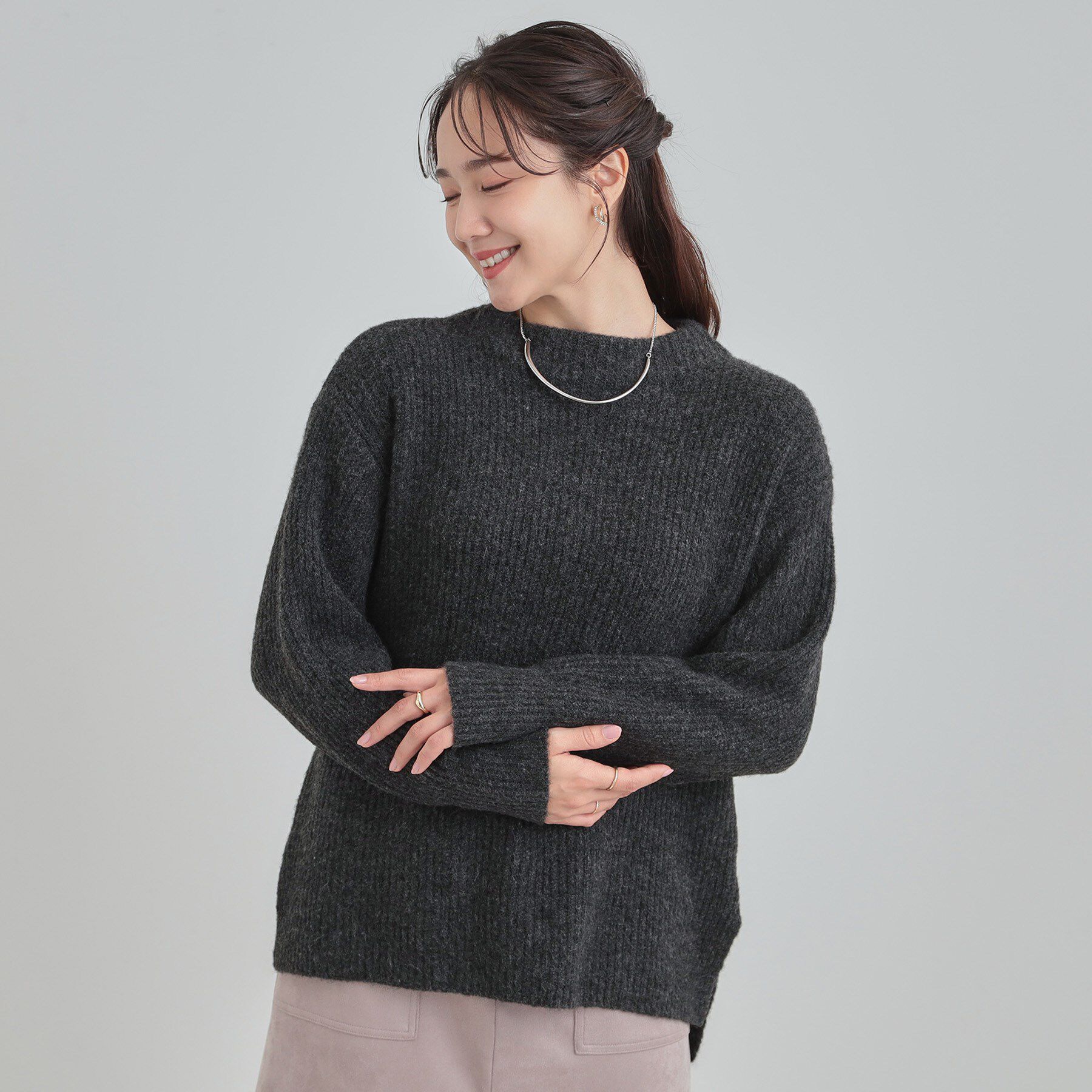 SHOO･LA･RUE「【S-LL/洗濯機可】ふわふわが魅力 ハイネックニットプルオーバー」|ニット・セーター|