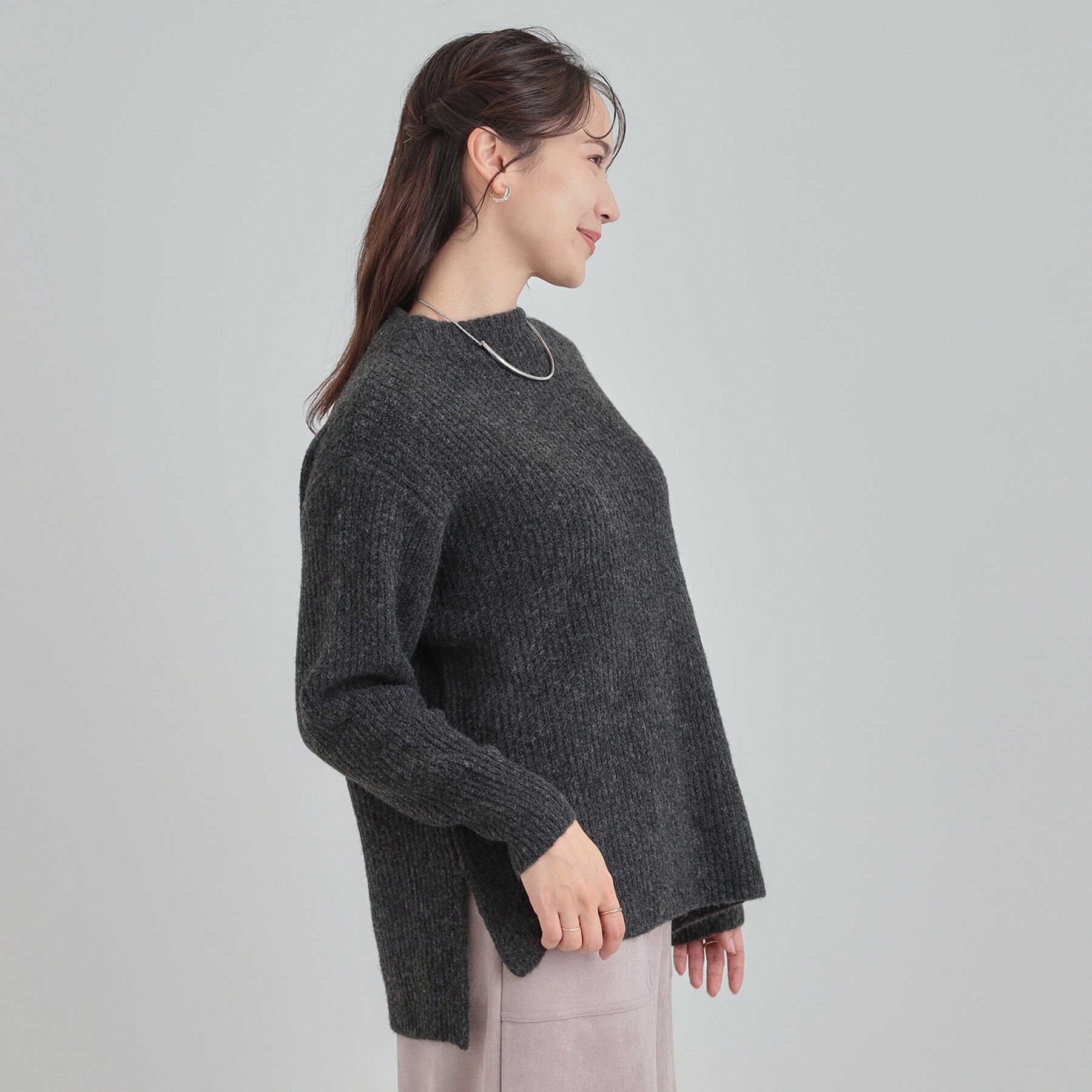 SHOO･LA･RUE「【S-LL/洗濯機可】ふわふわが魅力 ハイネックニットプルオーバー」|ニット・セーター|