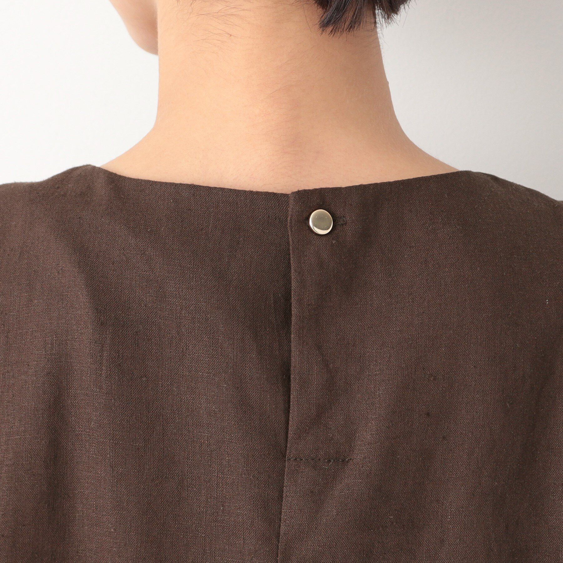 Dessin「フロントタックノースリーブブラウス」|シャツ・ブラウス|