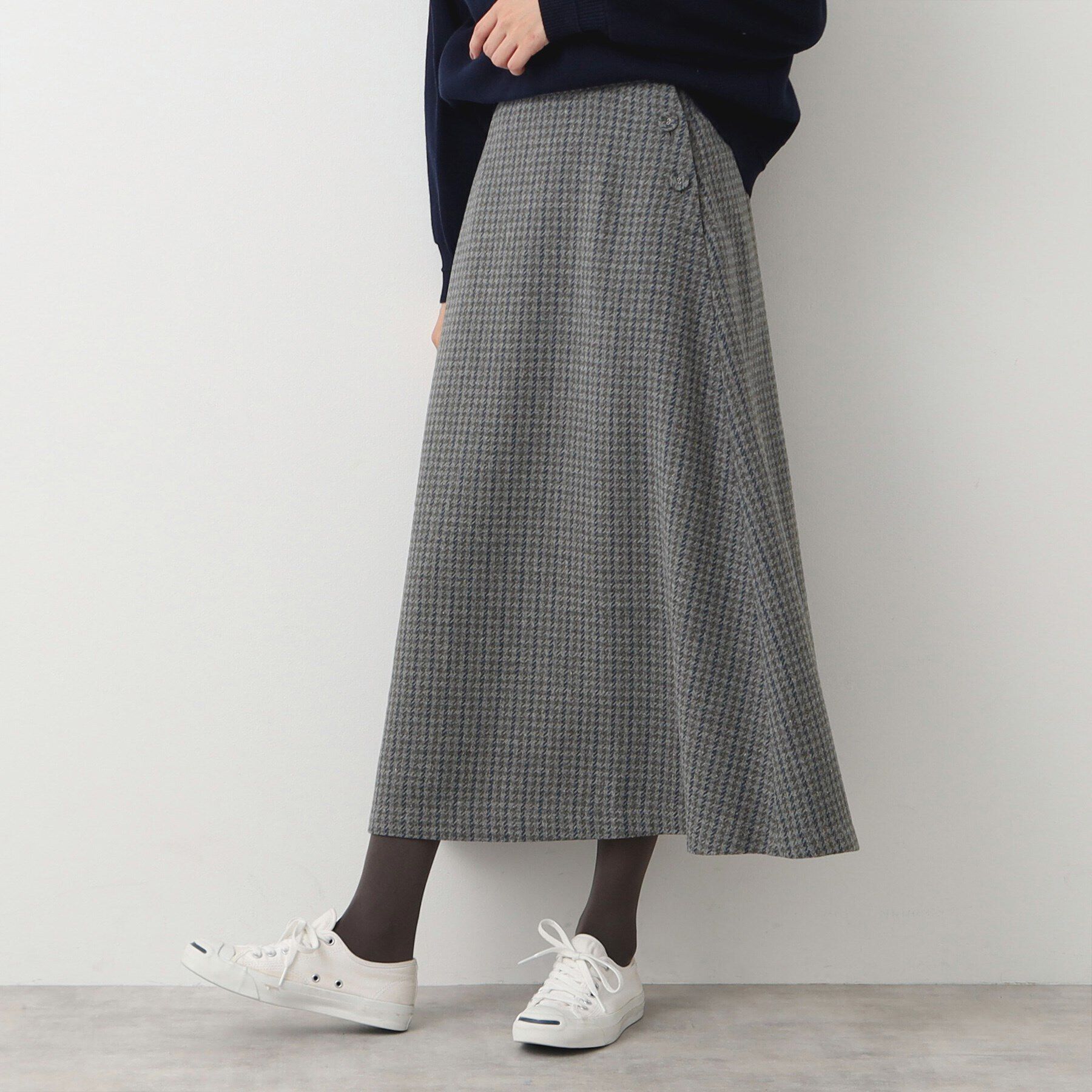 Dessin「【洗える・4サイズ展開】サイドボタン付きチェック柄フレアースカート（XS～L）」|スカート|チャコールグレー(0