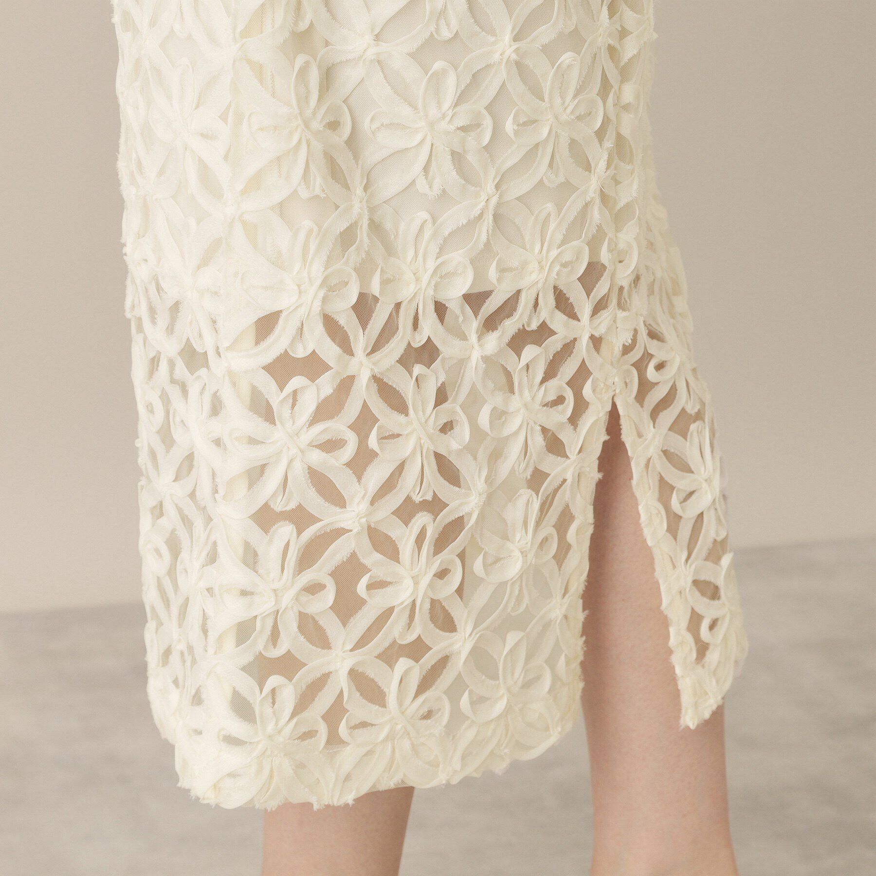 ITS&rsquo;DEMO「【手洗い可／ウエスト総ゴム】花チュールタイトスカート」|スカート|