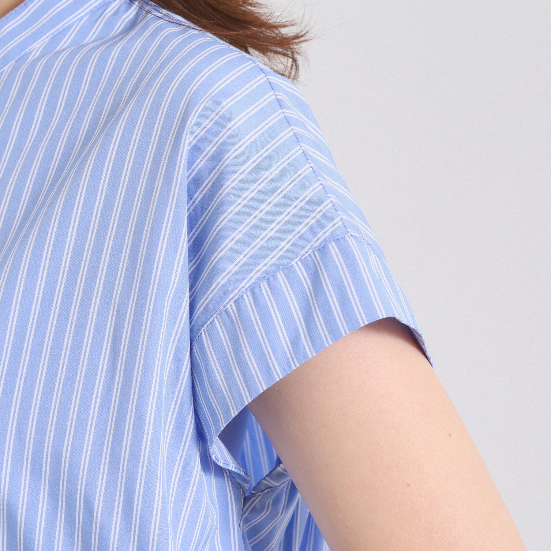 ITS&rsquo;DEMO「【接触冷感／手洗い可】ストライプバックギャザーブラウス」|シャツ・ブラウス|