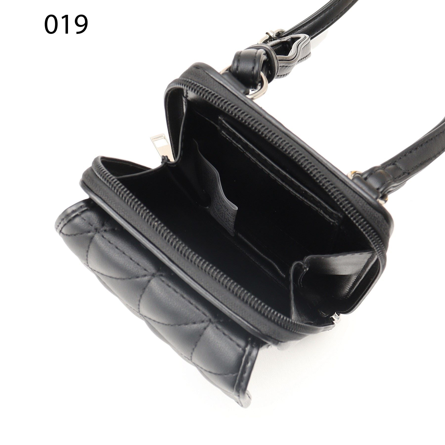 Ober Tashe「合皮タテ型キルトスマホショルダー」|ショルダー・メッセンジャー|