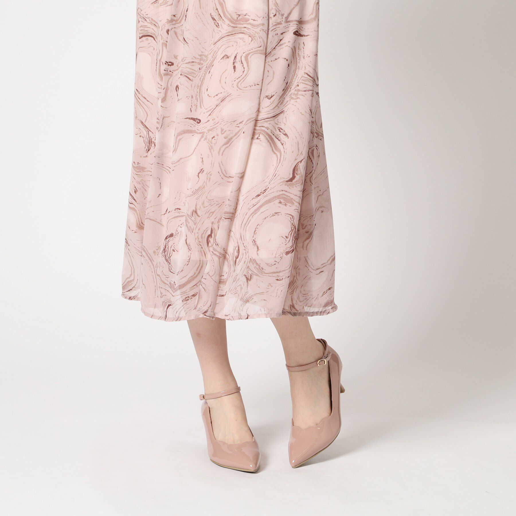 ESPERANZA「スカラップストラップミドルヒールパンプス【ESPERANZA＿blanca】」|パンプス|