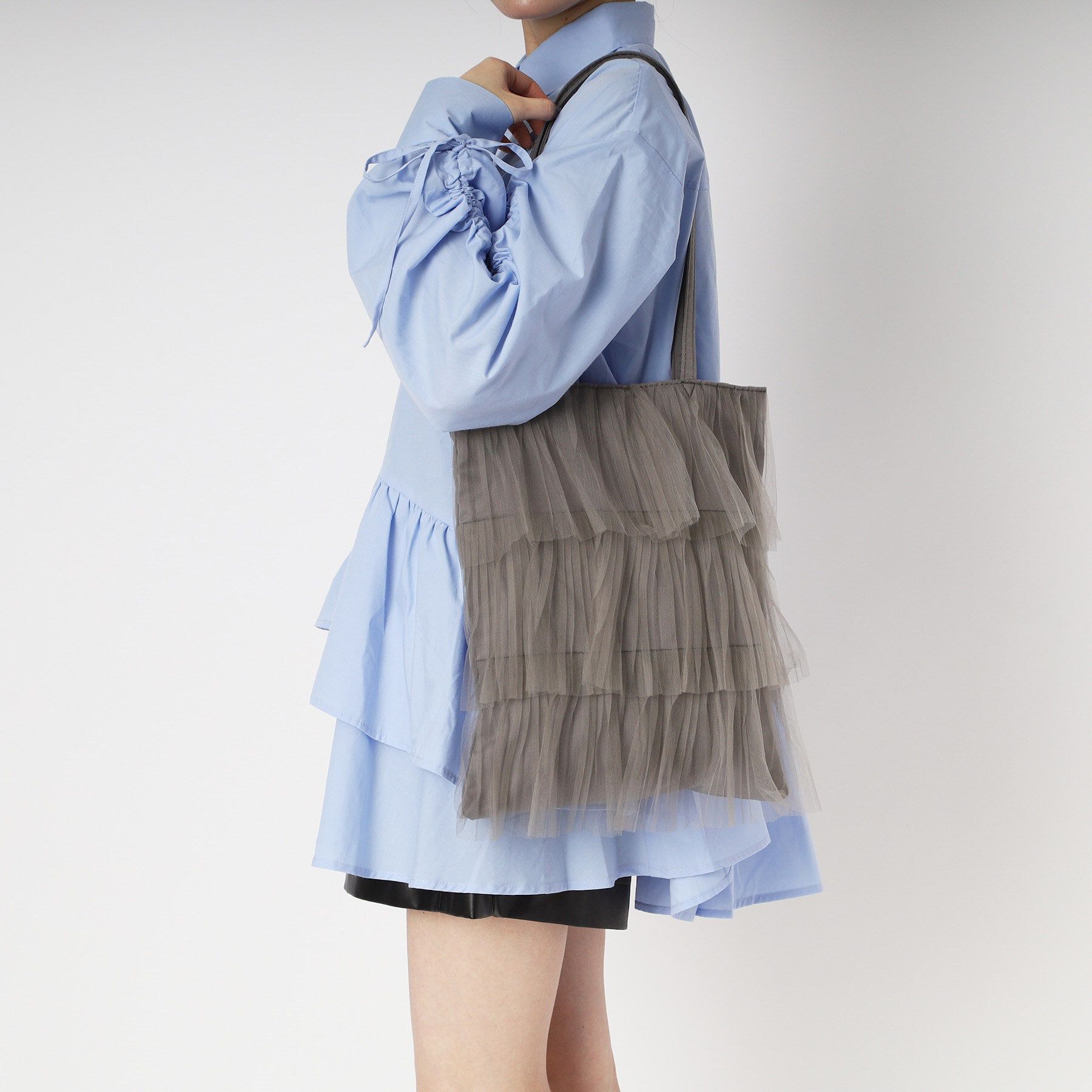 Ober Tashe「軽量 チュールティアードフリルトート」|トートバッグ|