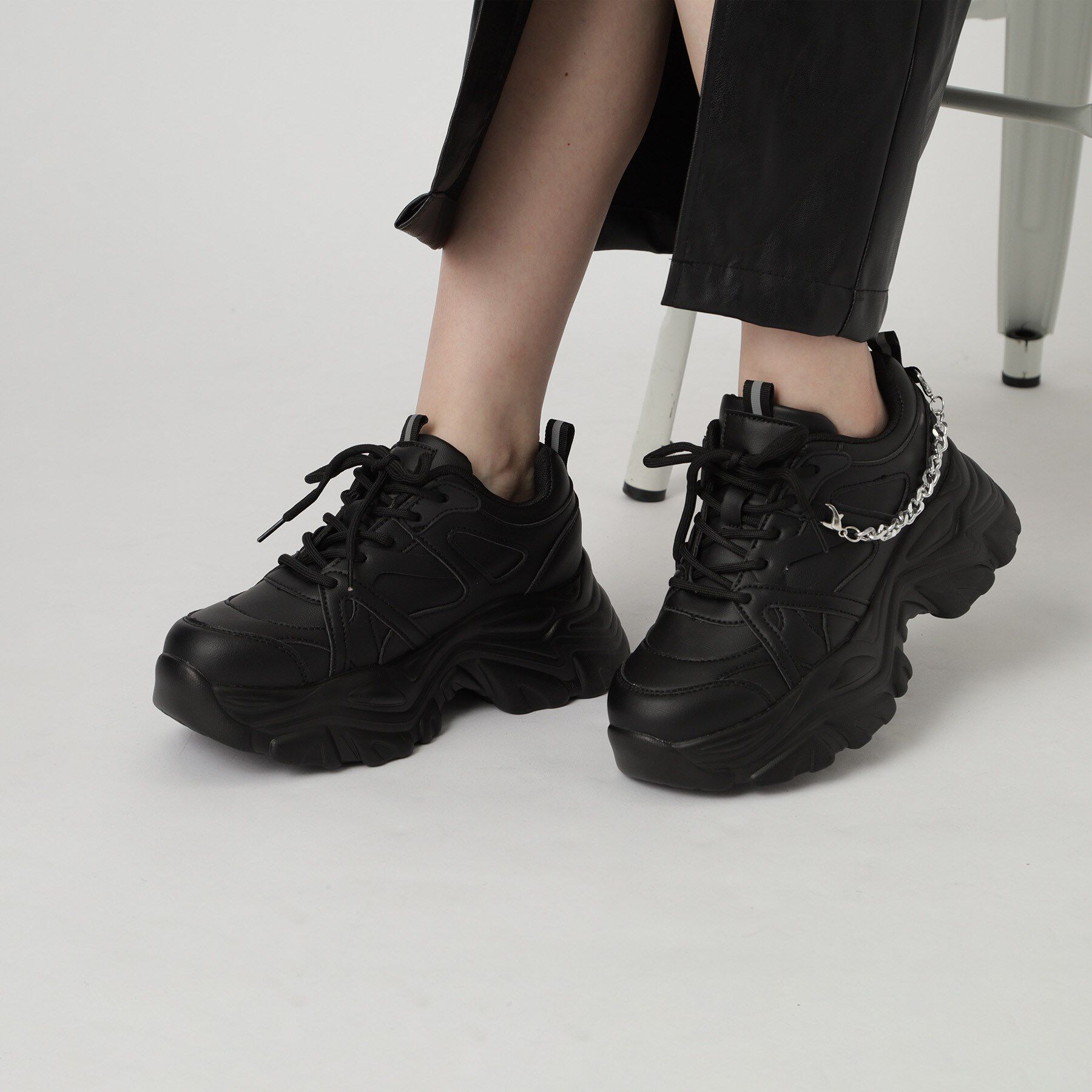 csT&P「【2WAYチェーン付き】軽量ボリュームソール厚底スニーカー」|スニーカー|