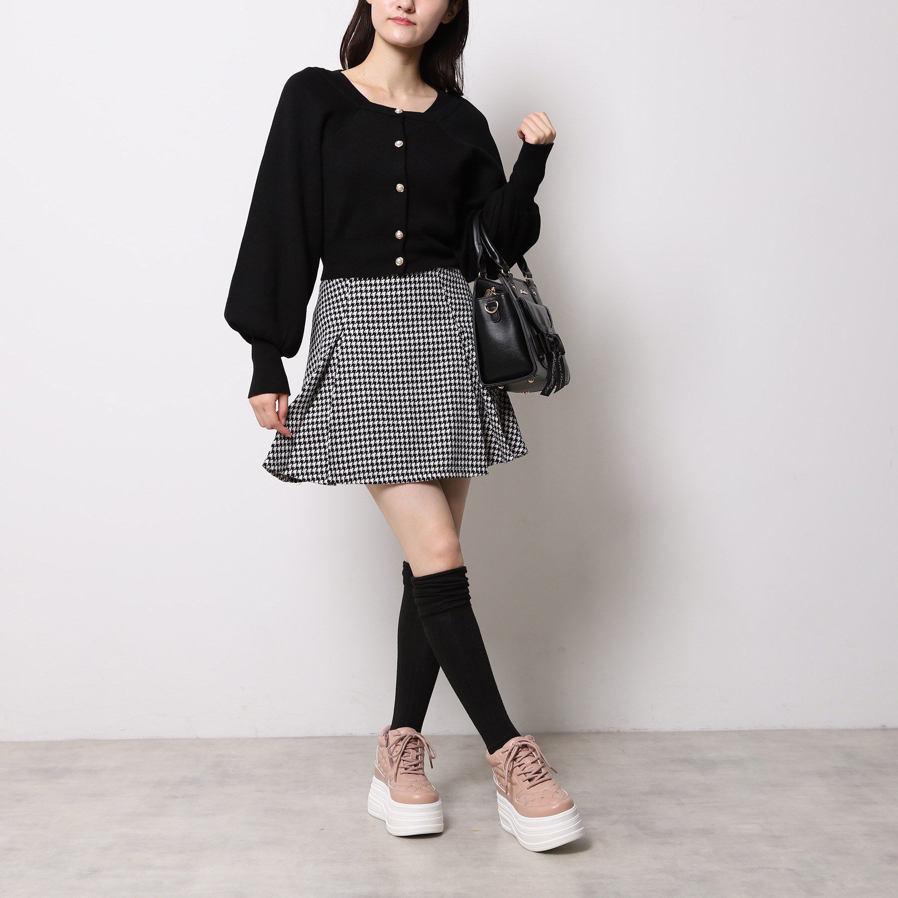 ESPERANZA「【EC先行販売】きゅんフィット厚底フラットキルティングスタッズスニーカー」|スニーカー|