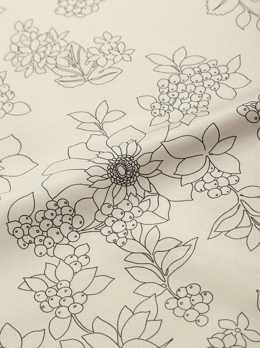 Mila Owen「フラワー柄リバーシブルスカーフ」|バンダナ・スカーフ|