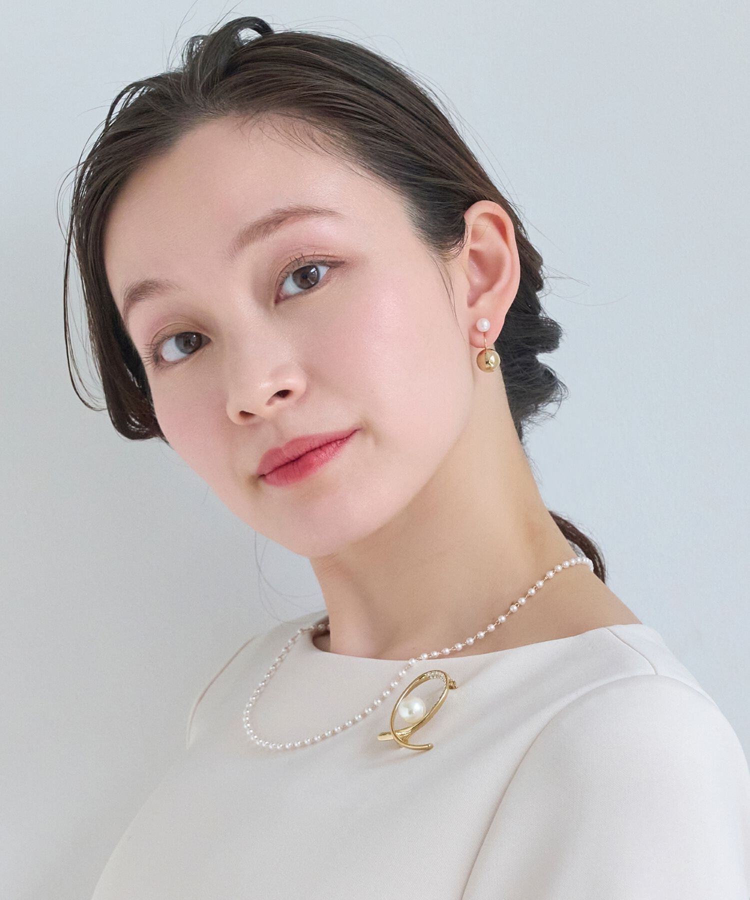 Phoebe「バックモチーフイヤリング　パール&times;メタル」|イヤリング|