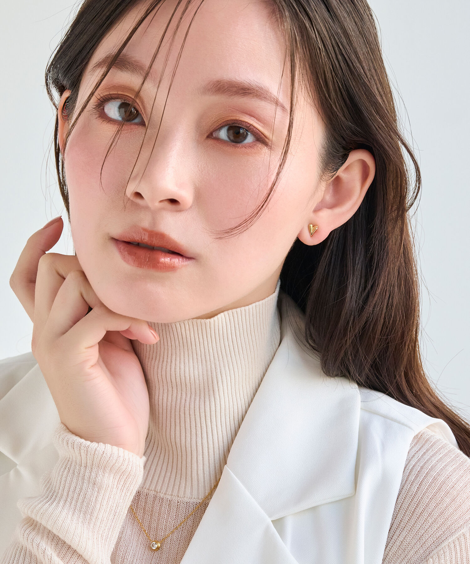 Phoebe「【金属アレルギー対応】ハートリーフセラミックピアス　ゴールド/ニッケルフリー（片耳）」|ピアス|