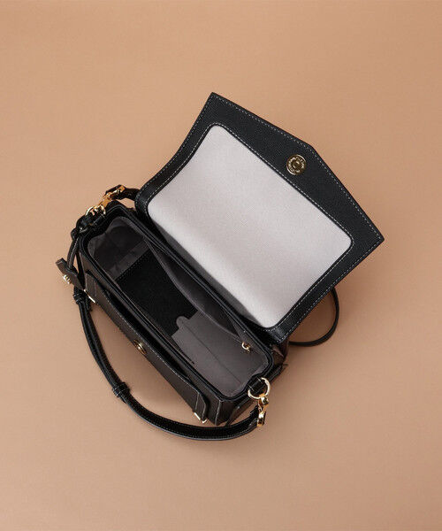 Samantha Thavasa「ビジューチャーム付き ショルダーバッグ」|ショルダー・メッセンジャー|