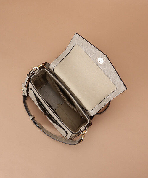 Samantha Thavasa「ビジューチャーム付き ショルダーバッグ」|ショルダー・メッセンジャー|