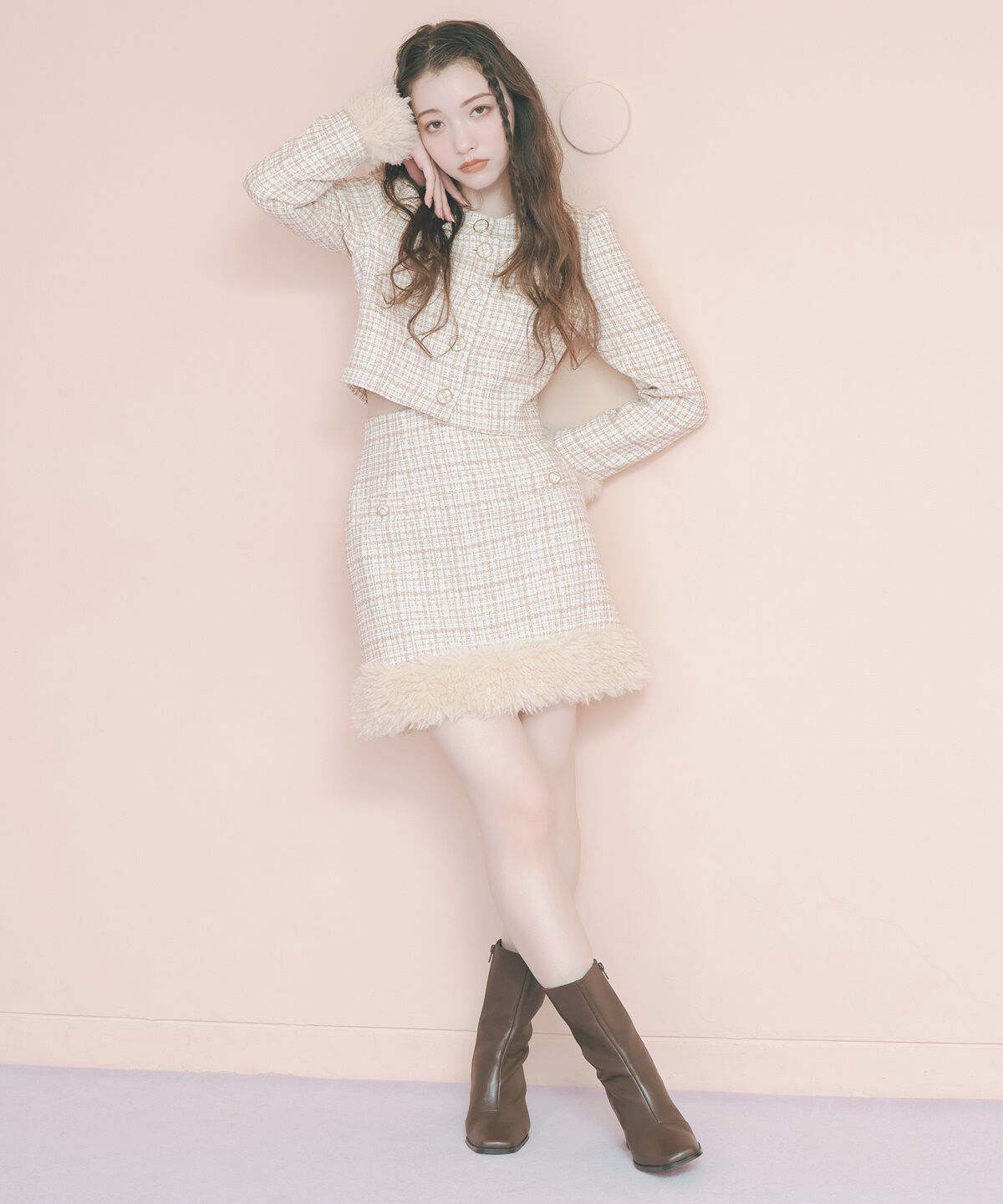 REDYAZEL「デコルテみせファー付きツィードジャケット」|ノーカラージャケット|